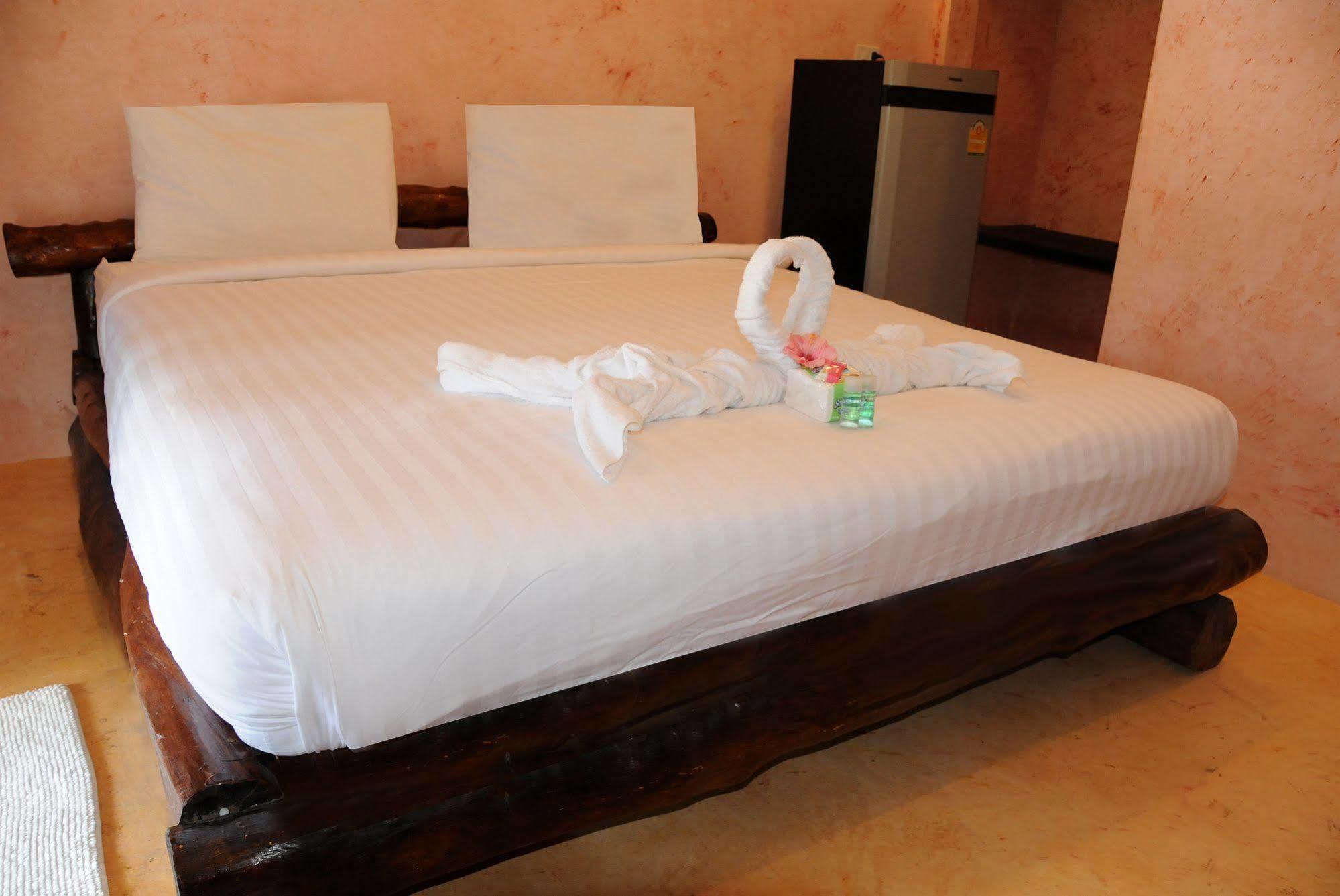 Secret Garden Village Resort 2*