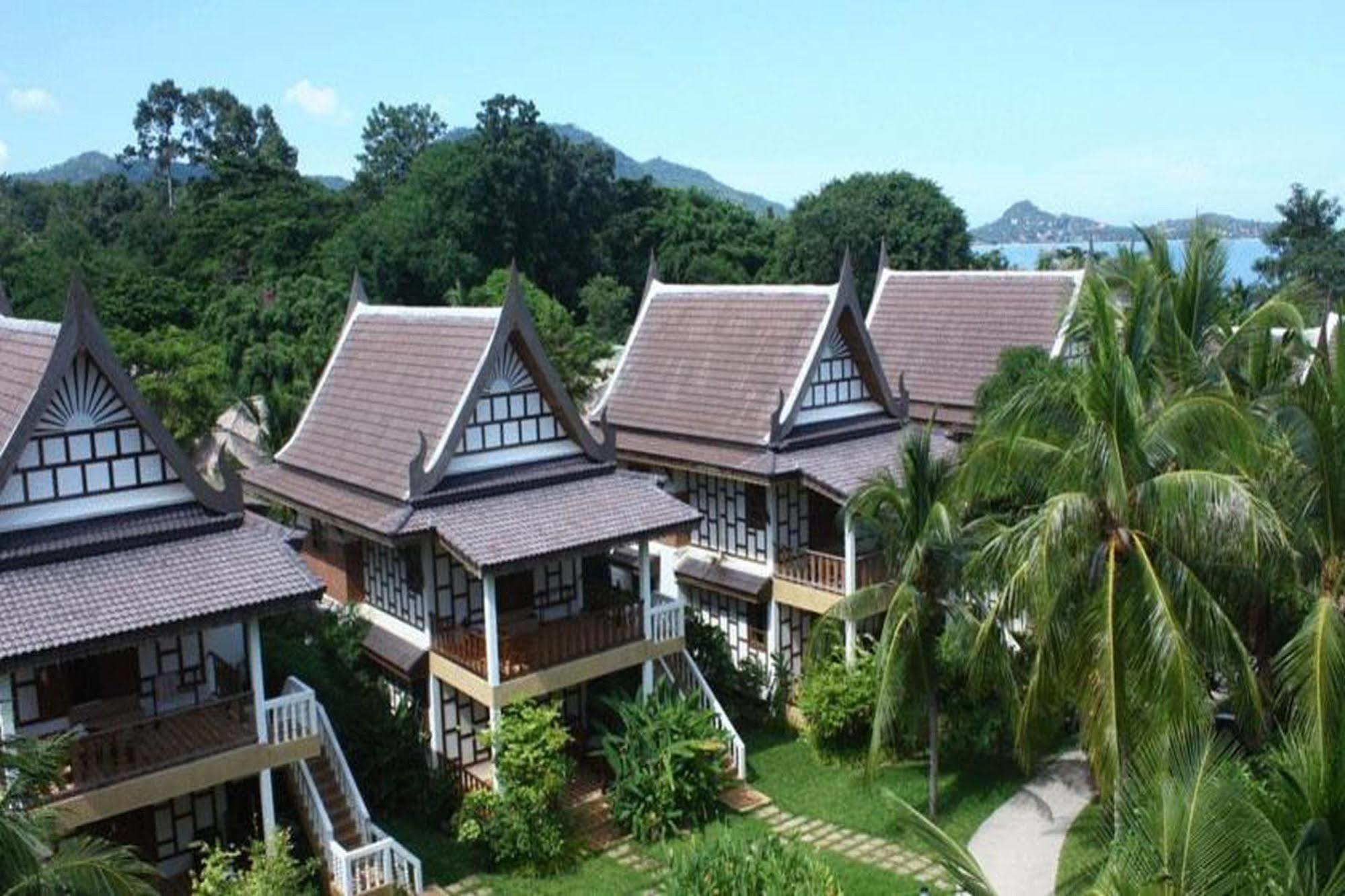 Resort Thai Ayodhya And 3*