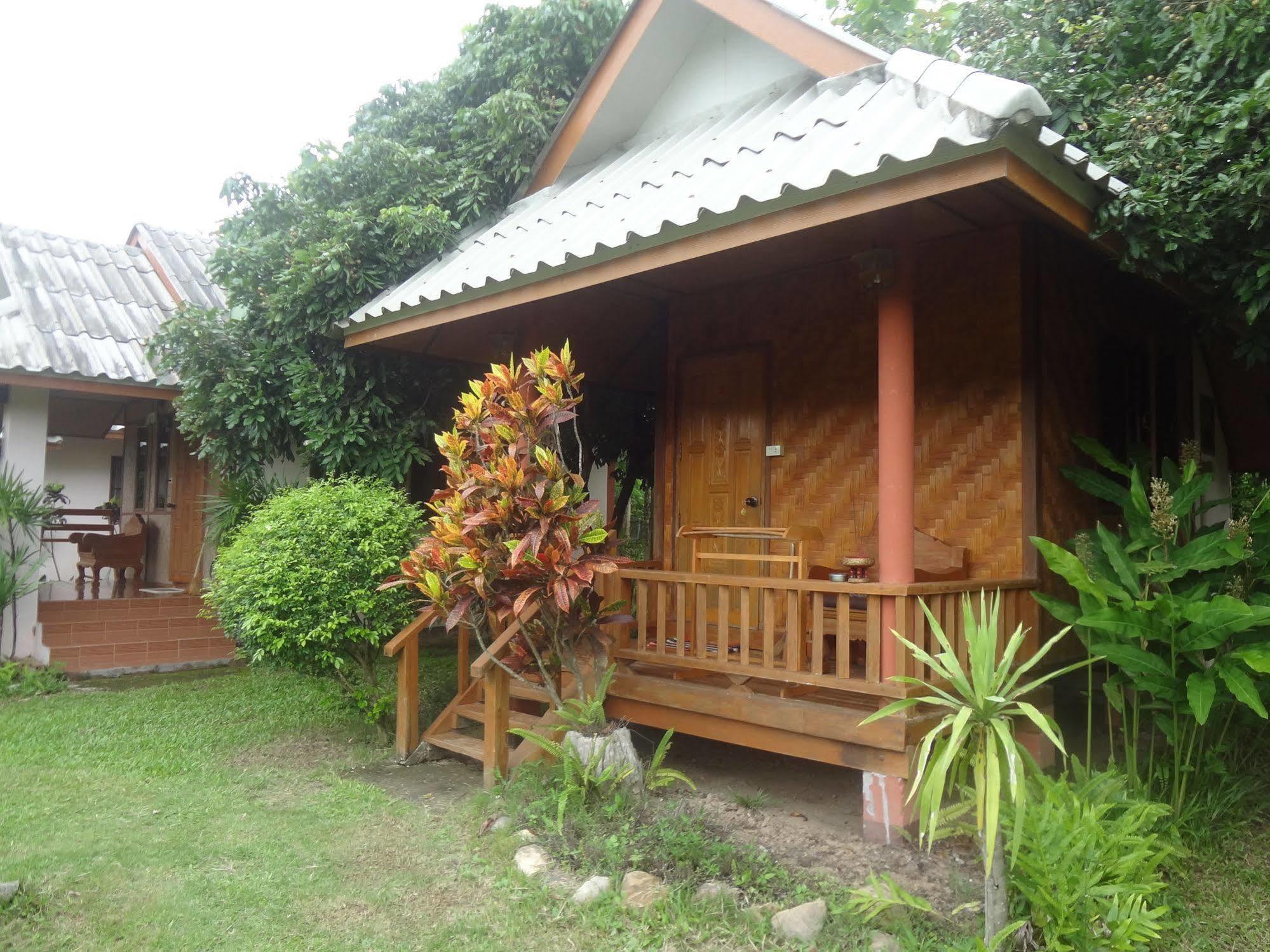 Orange Grove Resort