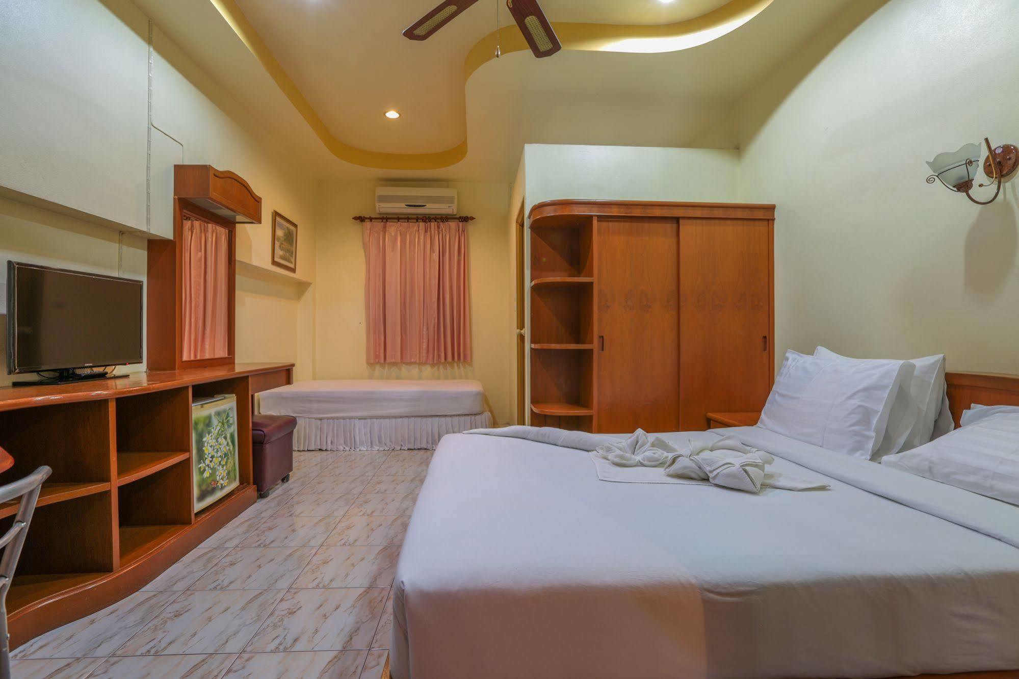 Khun Ying House Koh Tao