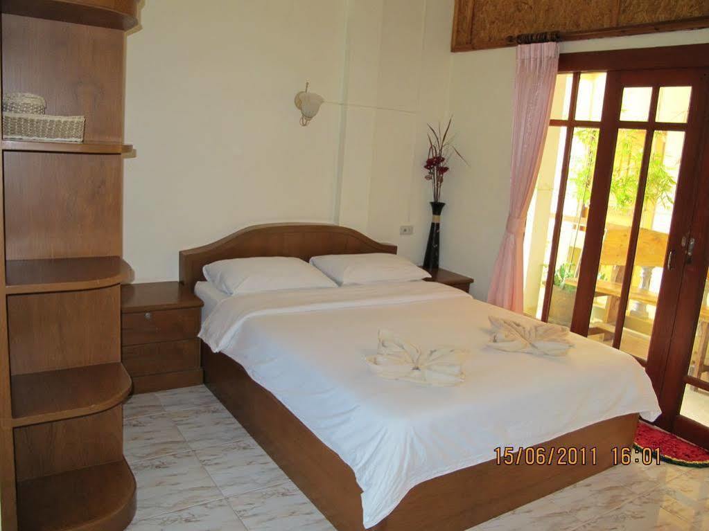 Khun Ying House 2*