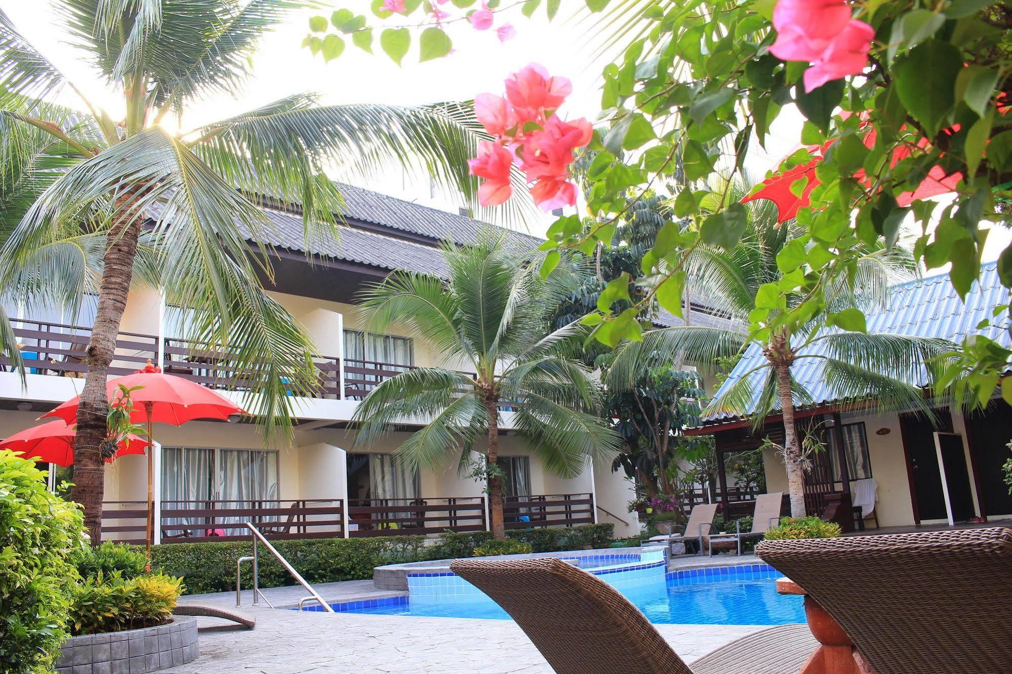 The Garden 3*