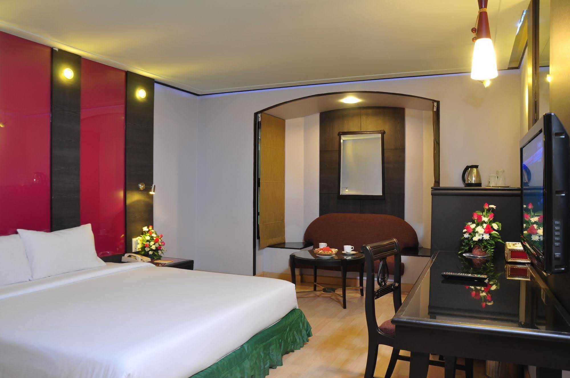 Bp Grand Hotel