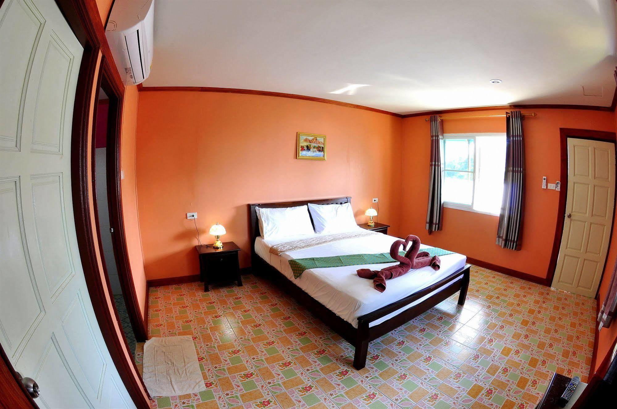 Sea House Hotel Phi Phi Don