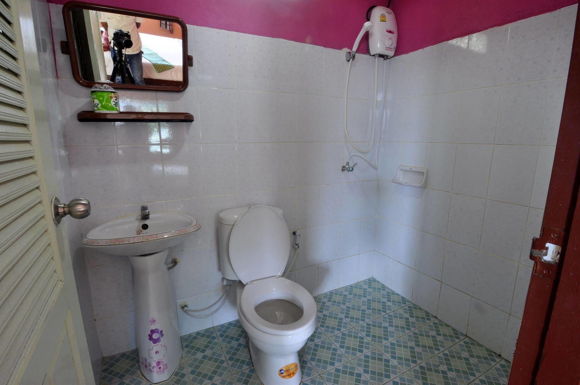 Sea House 2*