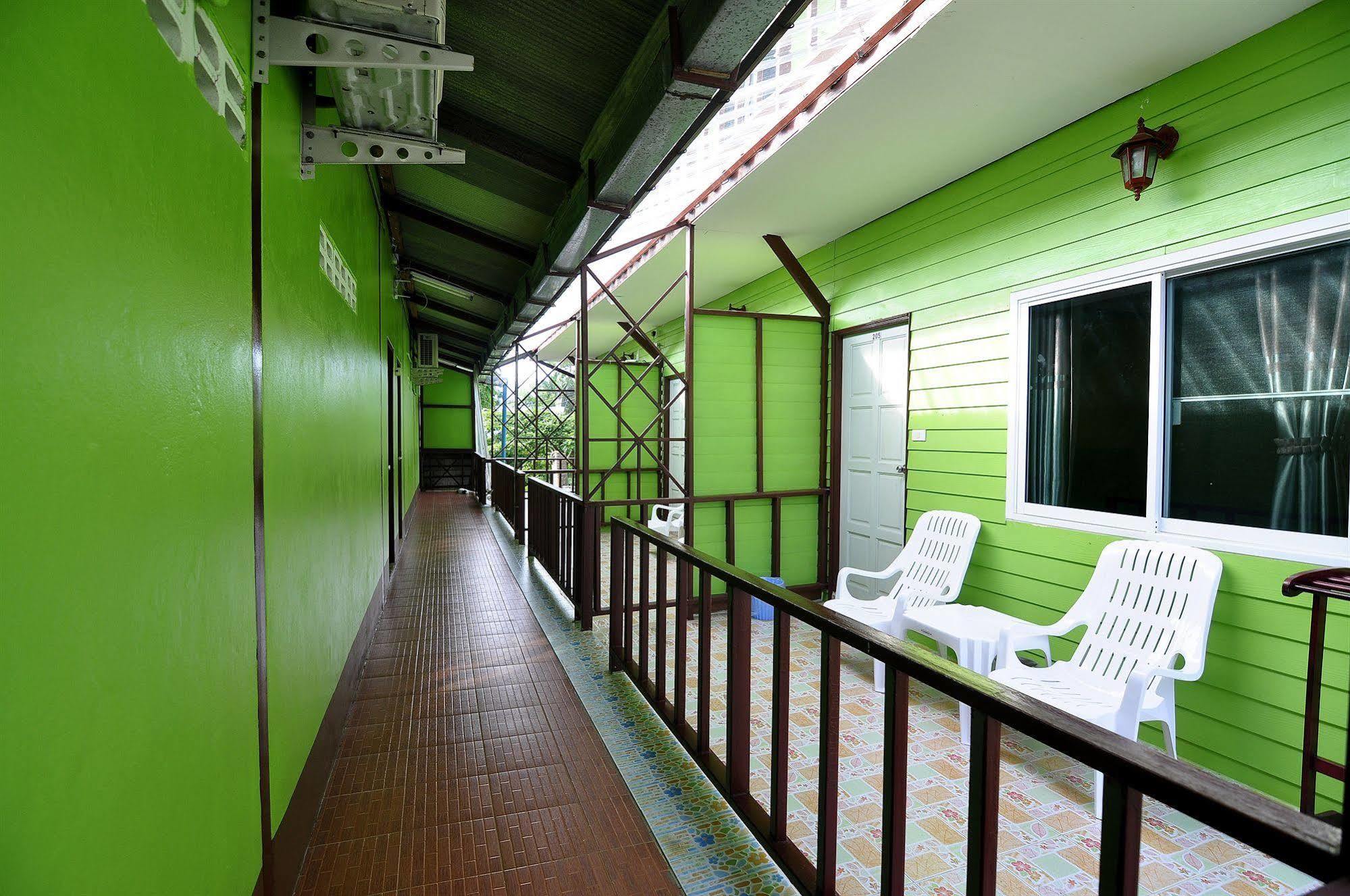 Sea House 2*