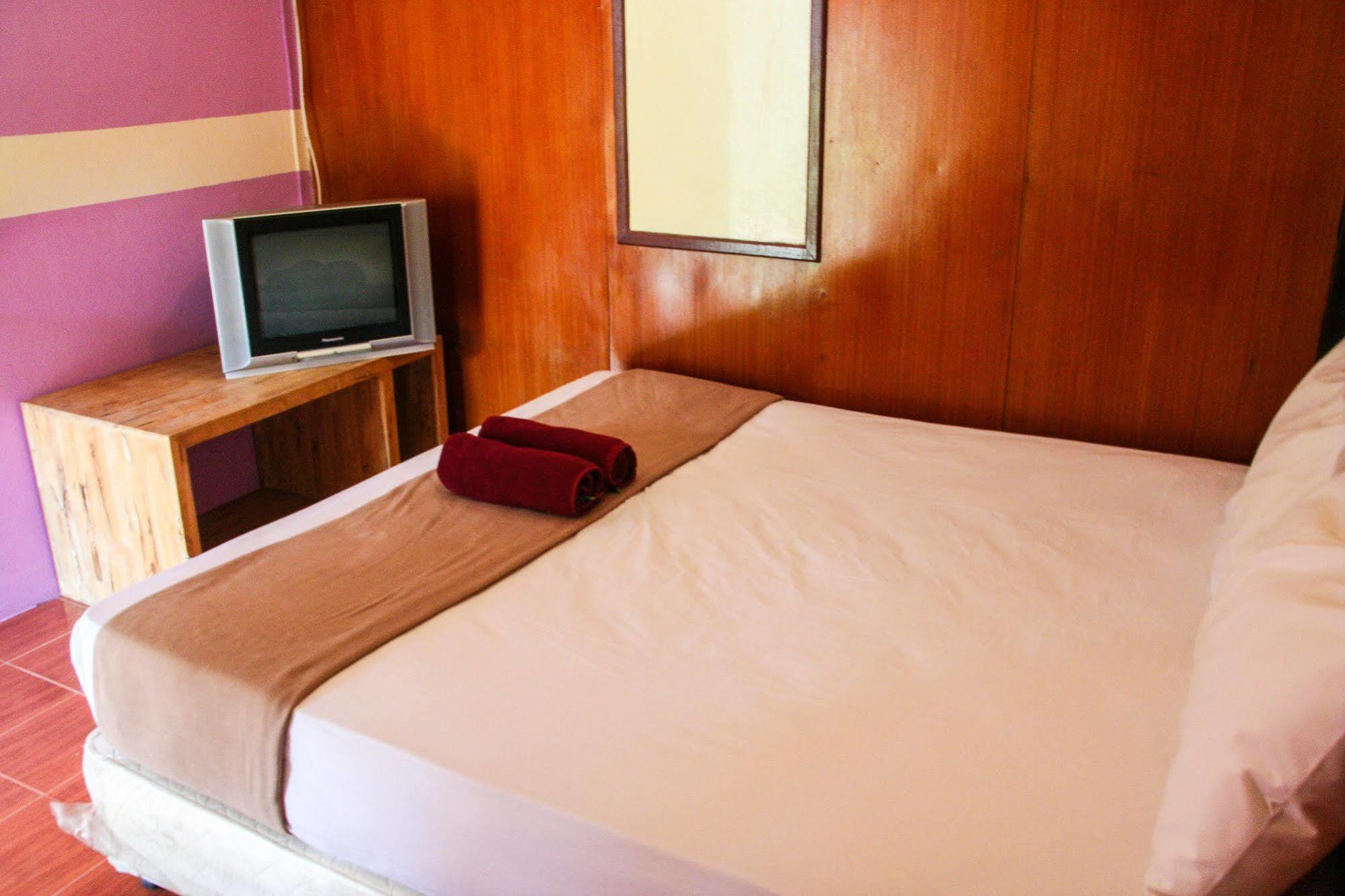 The Village 2* Ko Pha Ngan