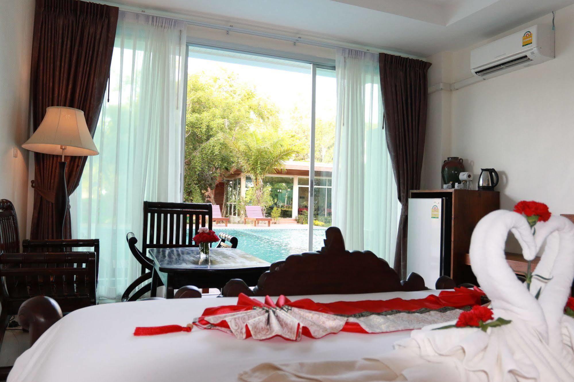 Hotel The Pano &