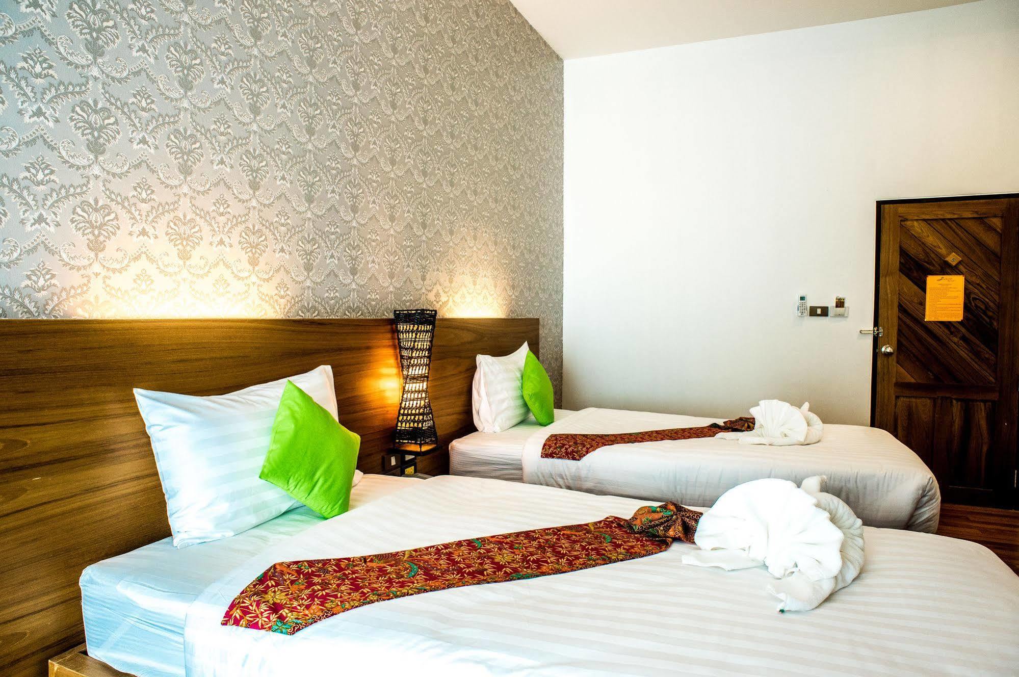 Jingjit Hotel