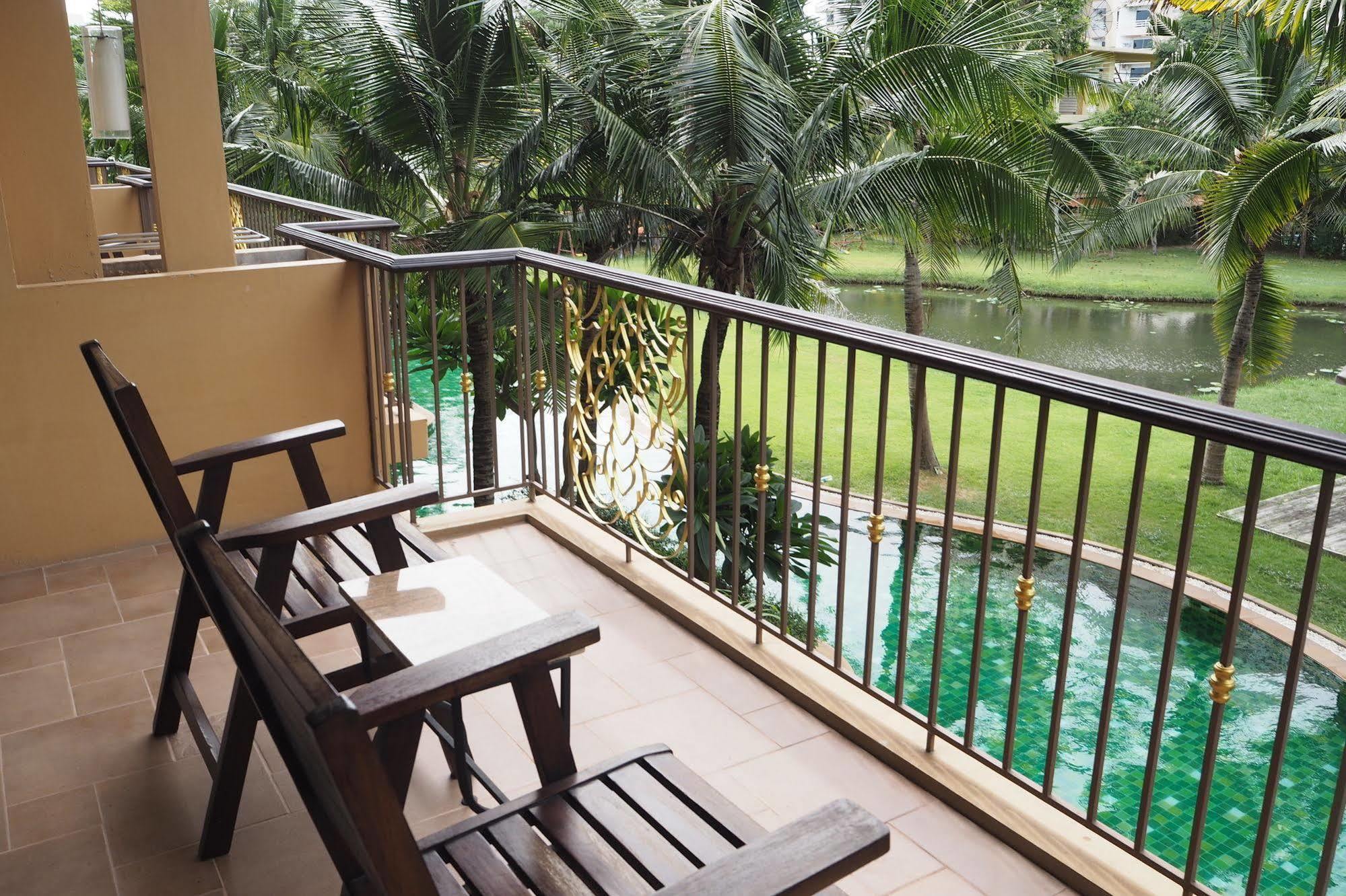 Thongbura Hotel