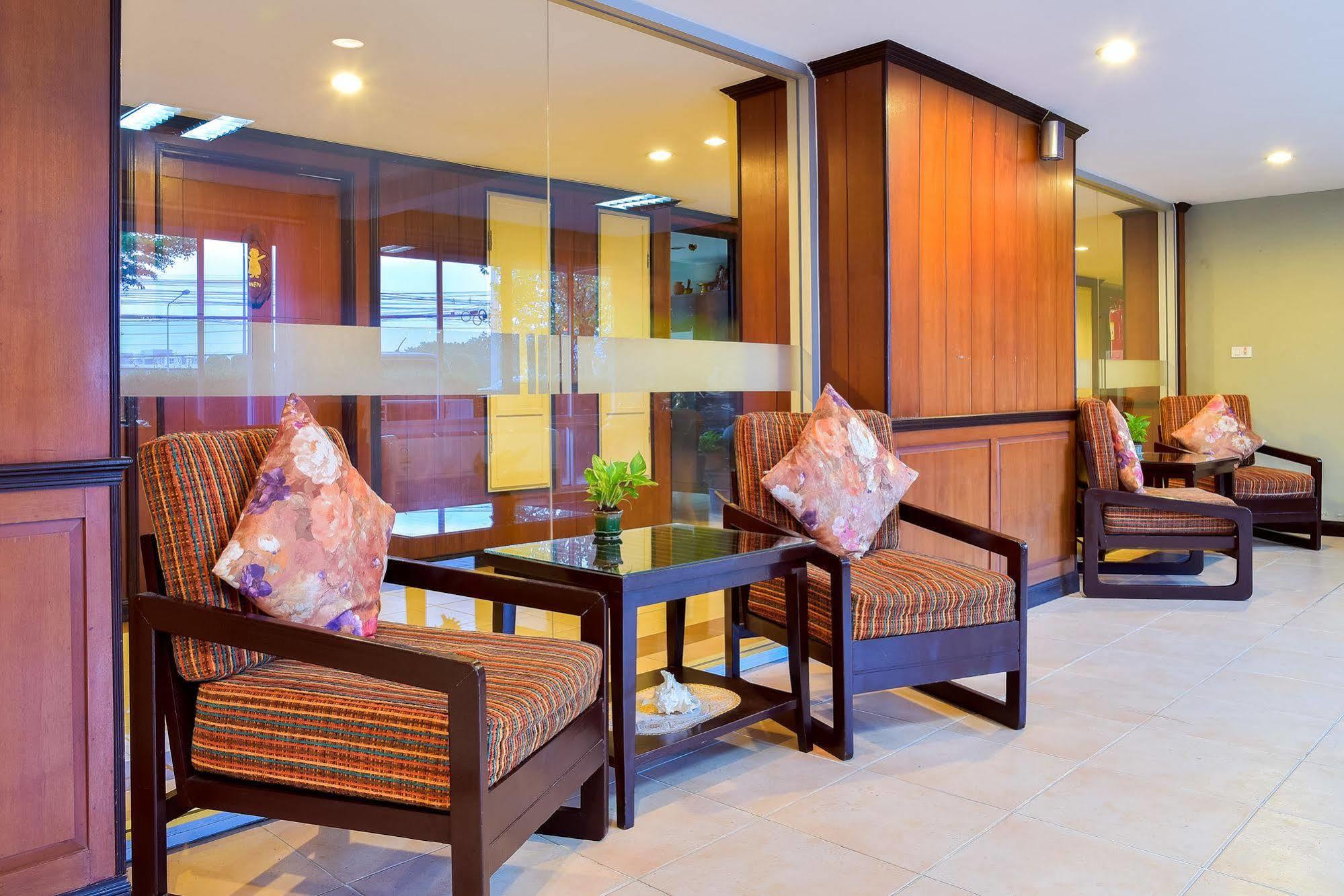 Season Palace Huahin 3* Cha-Am