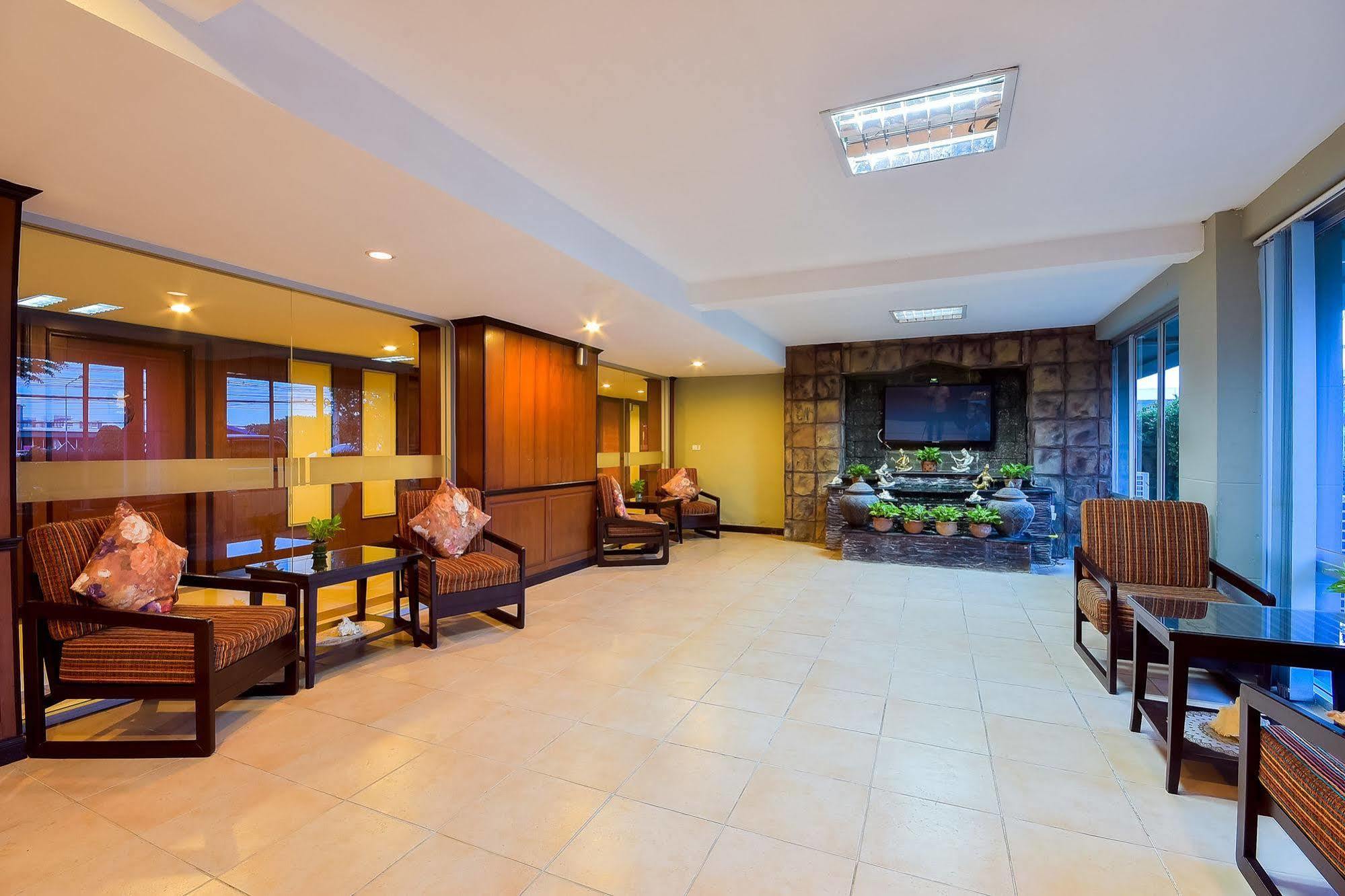 Hotel Season Palace Huahin 3*