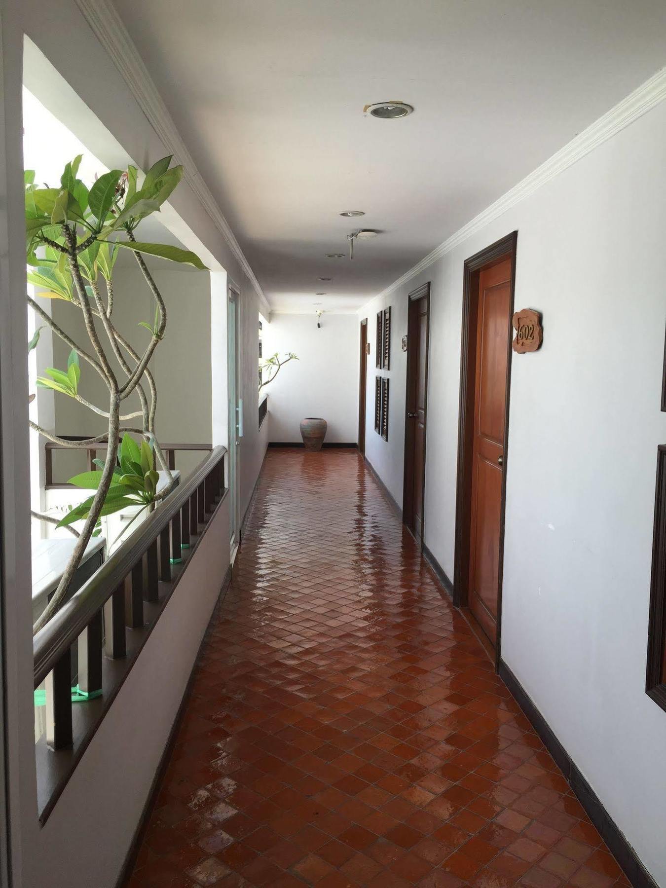 Hotel Chada Thai House Pattaya