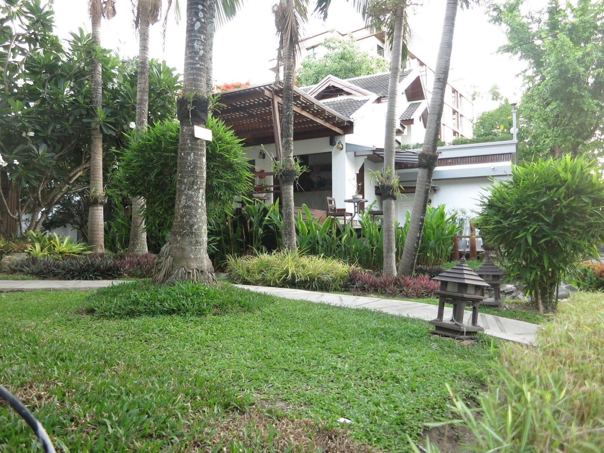 Rim Tara Boutique 3*