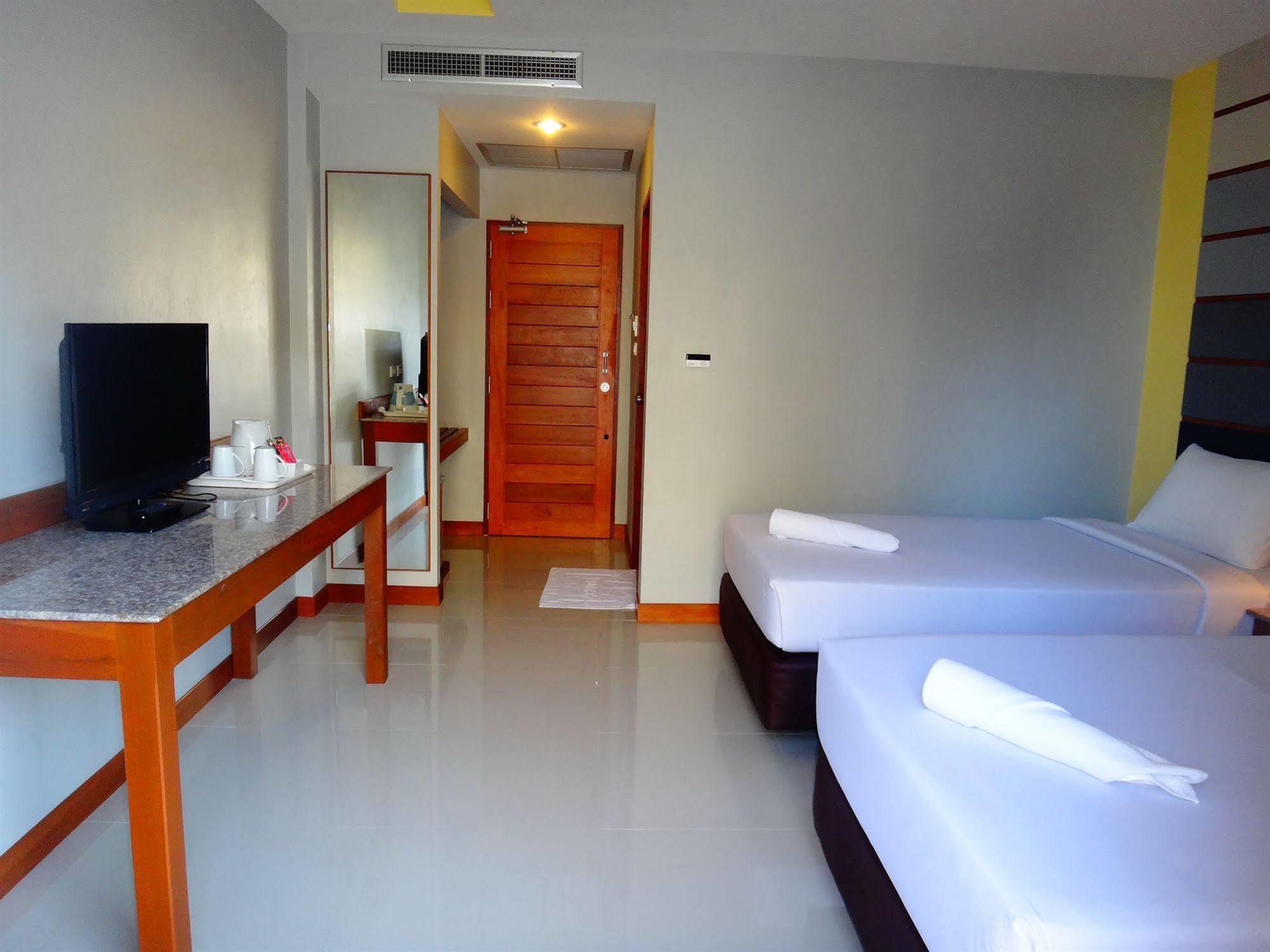 Phangan Pearl * Haad Rin