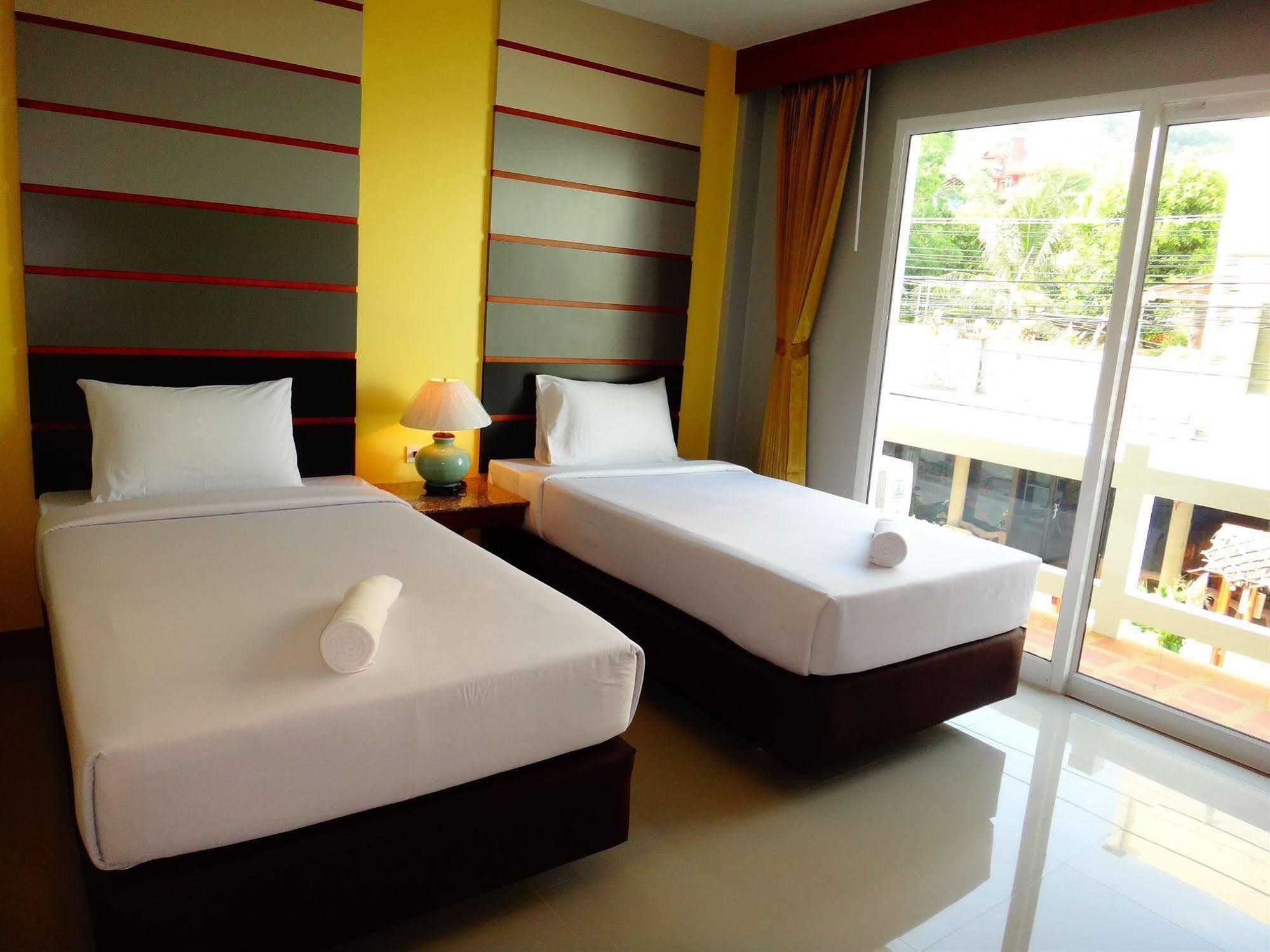 Phangan Pearl Hostel