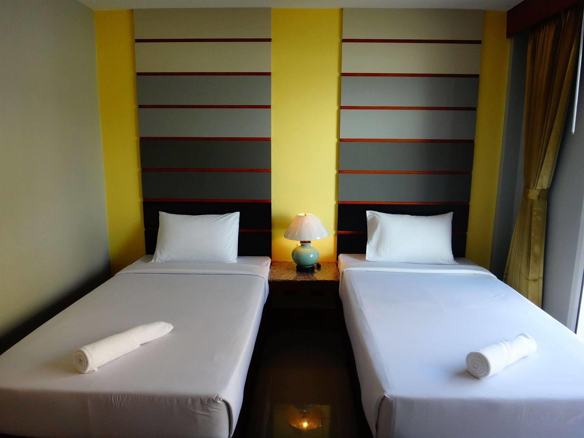 Phangan Pearl * Haad Rin