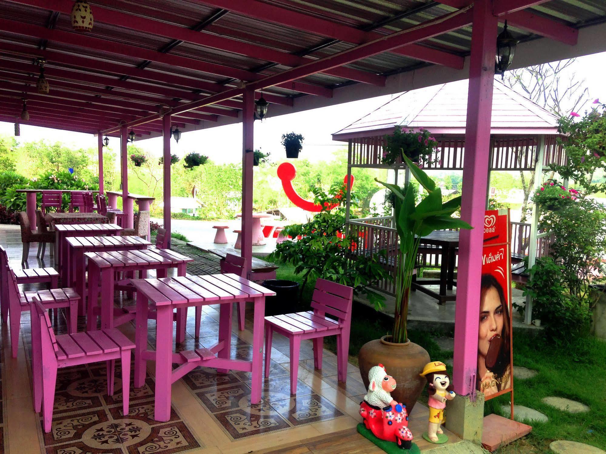 Waan Resort 2*