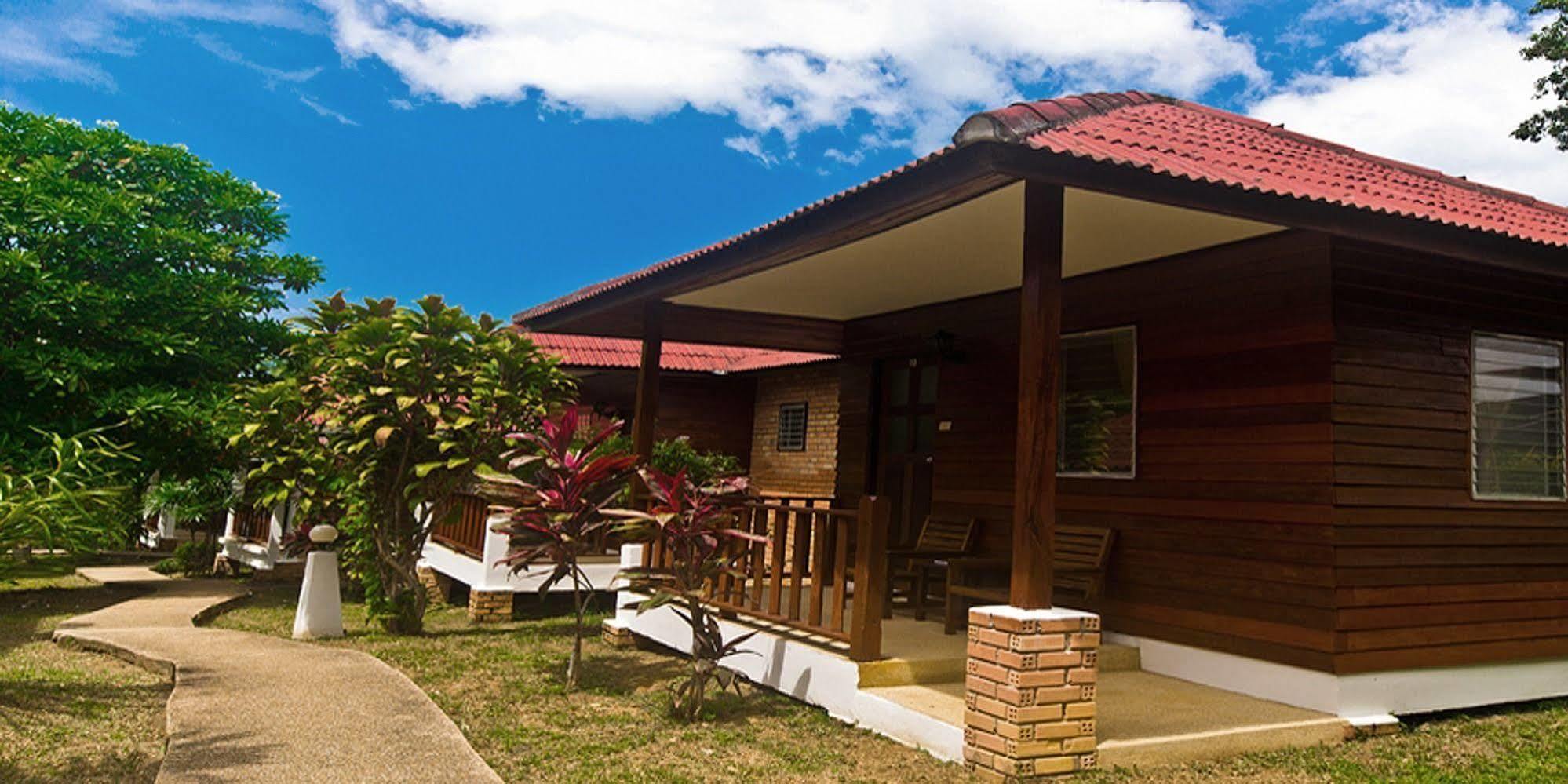Krathom Khaolak Resort 3*