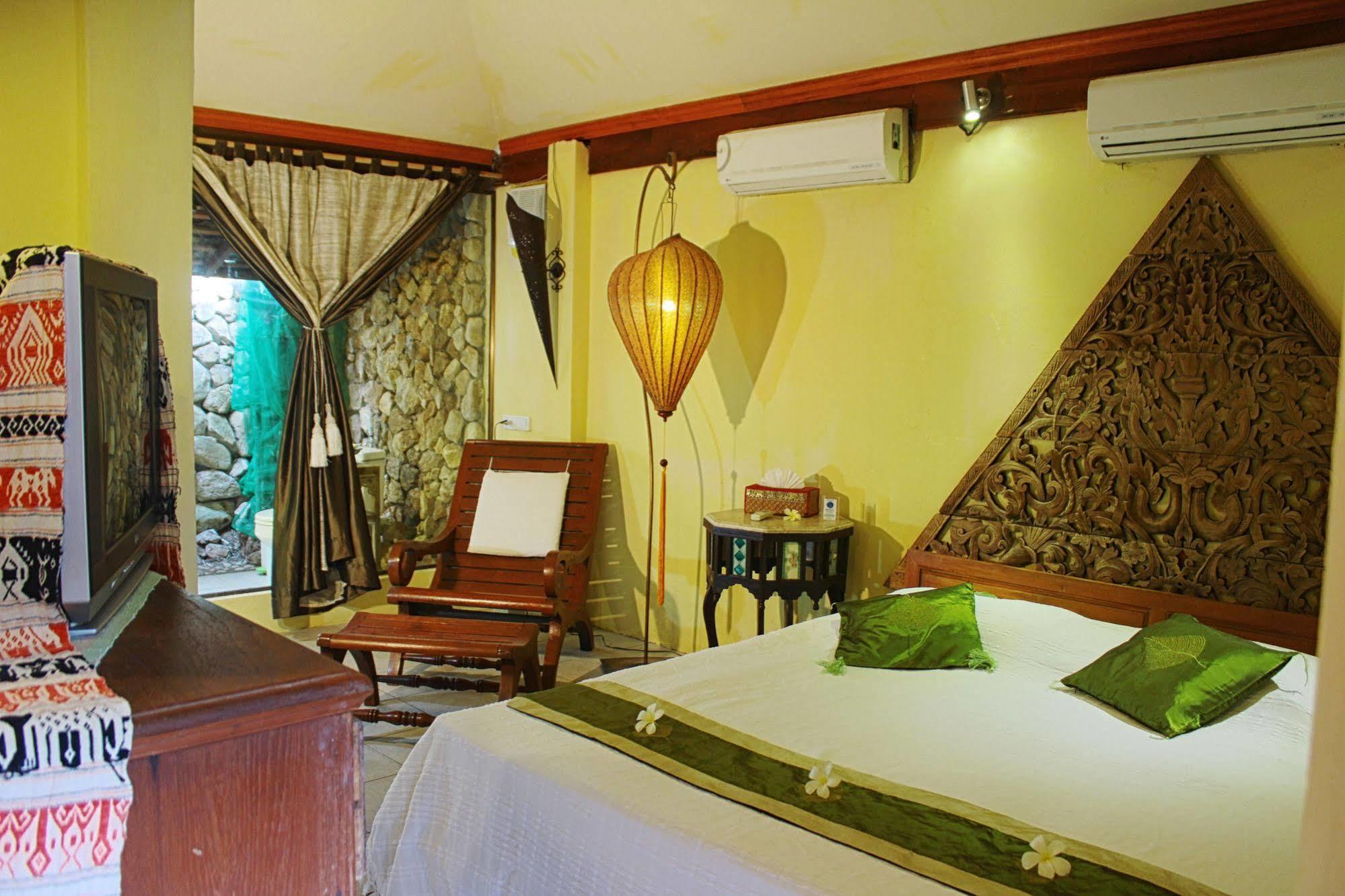Ban Sabai Big Buddha Retreat &