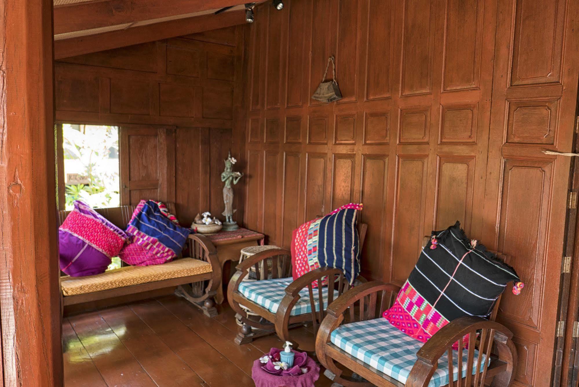 Guest house Ban Sabai Big Buddha Retreat &