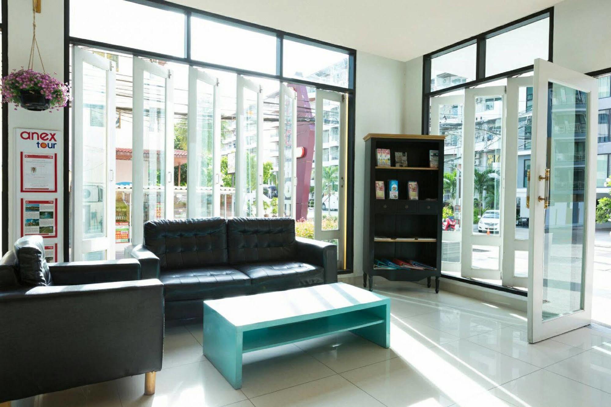 Neo Hotel 3*