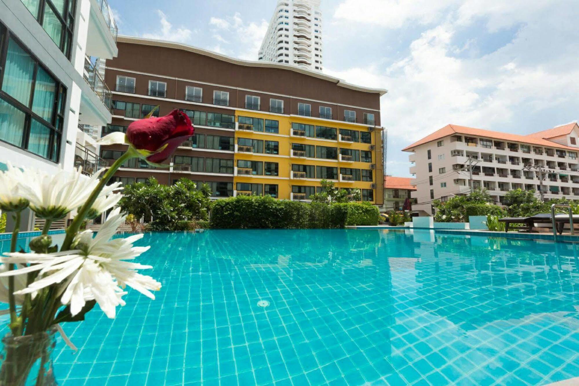 Hotel Neo