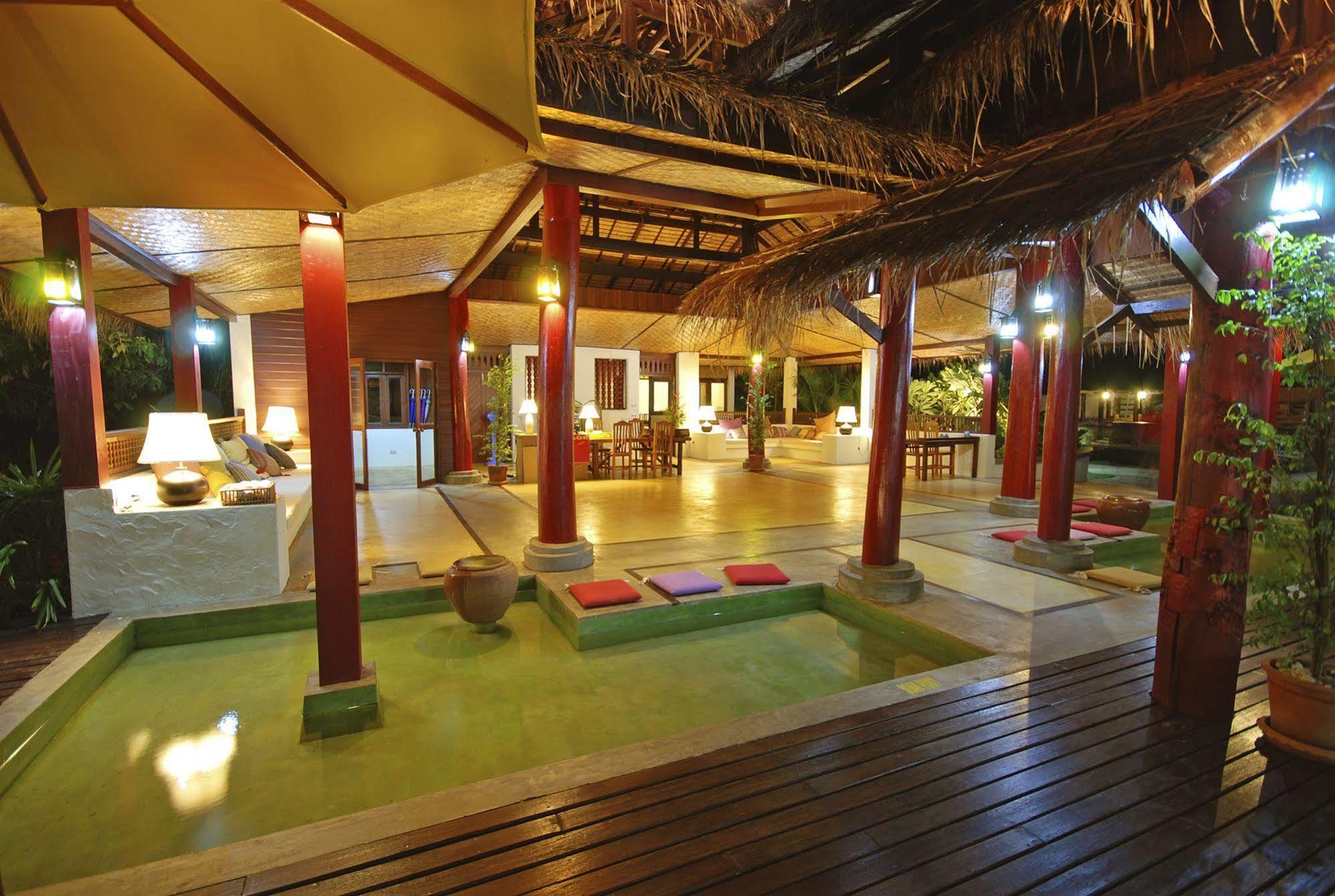 Hotsprings 3*