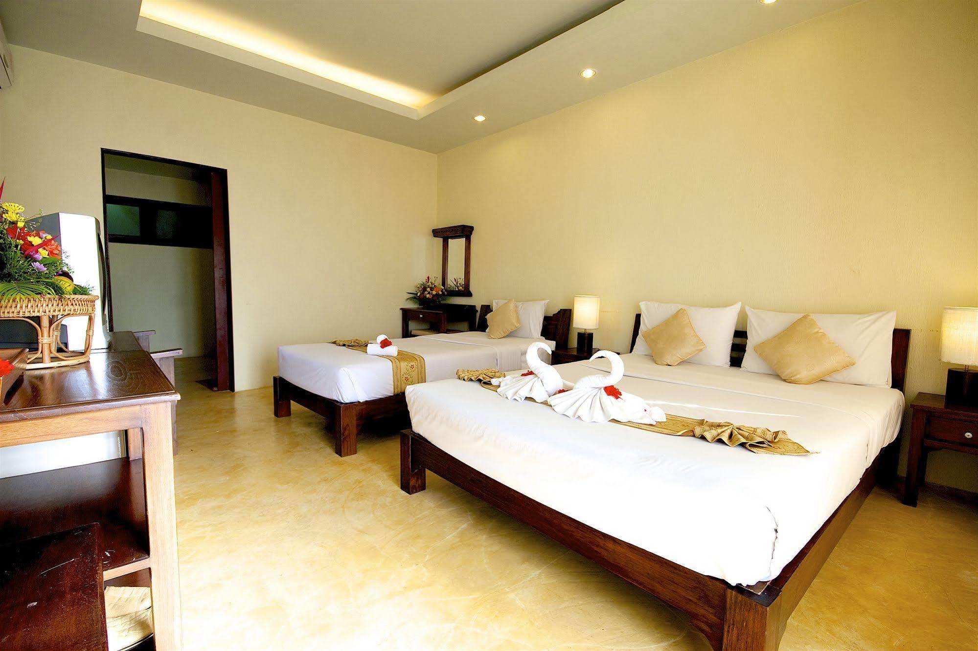 Hotsprings Resort 3*