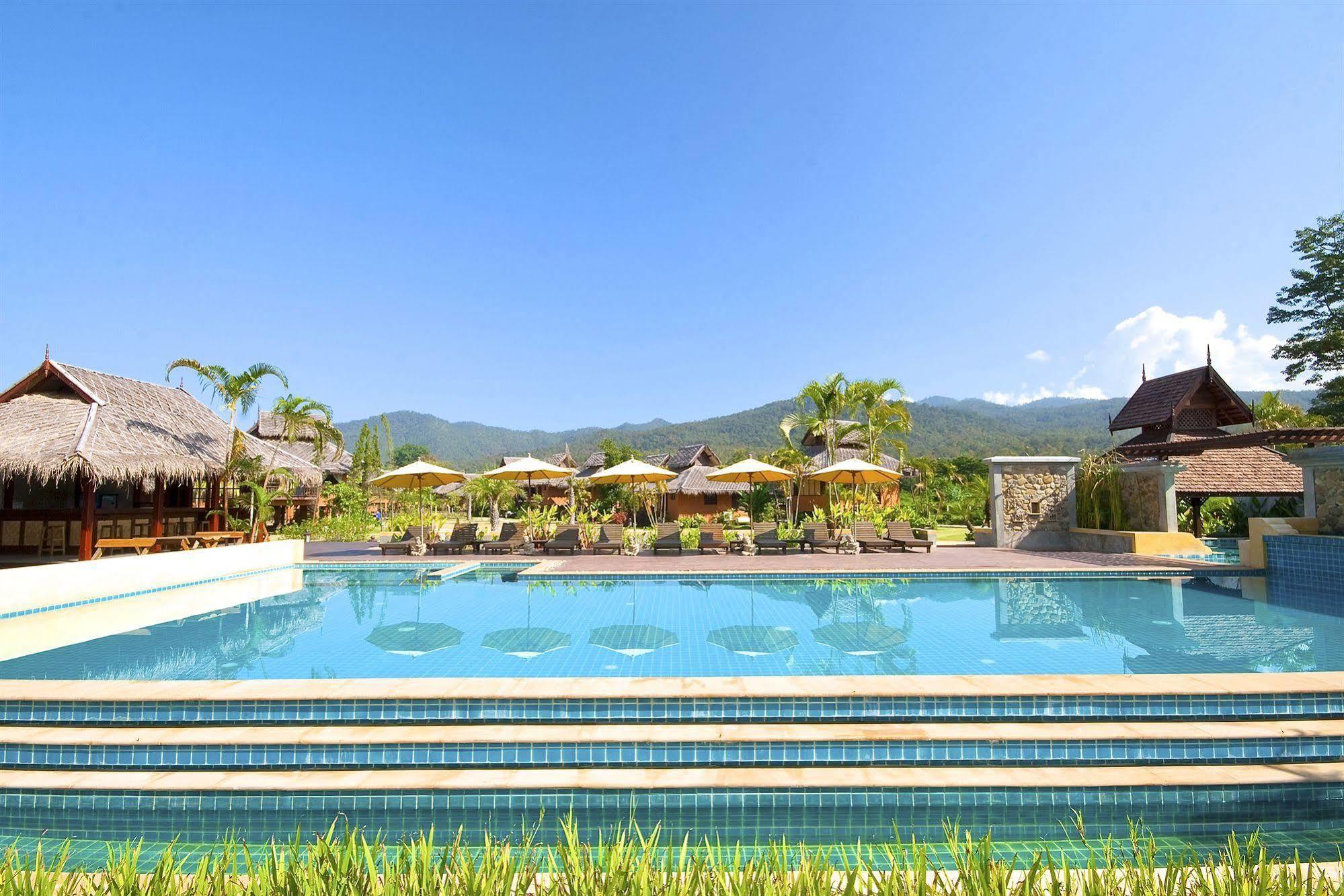 Hotsprings 3*