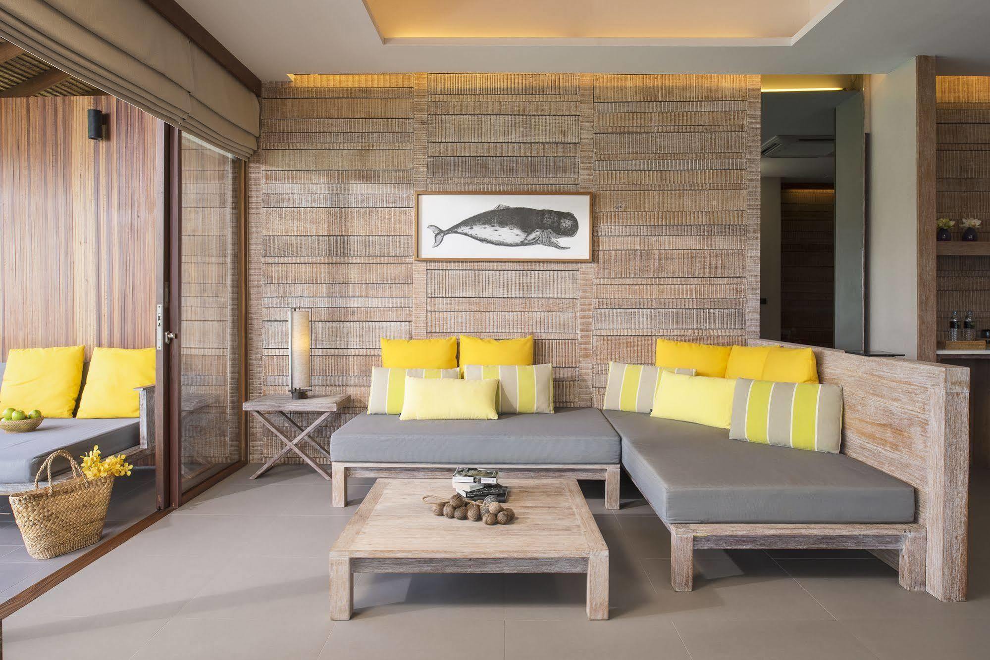 Club By Haadtien Koh Tao