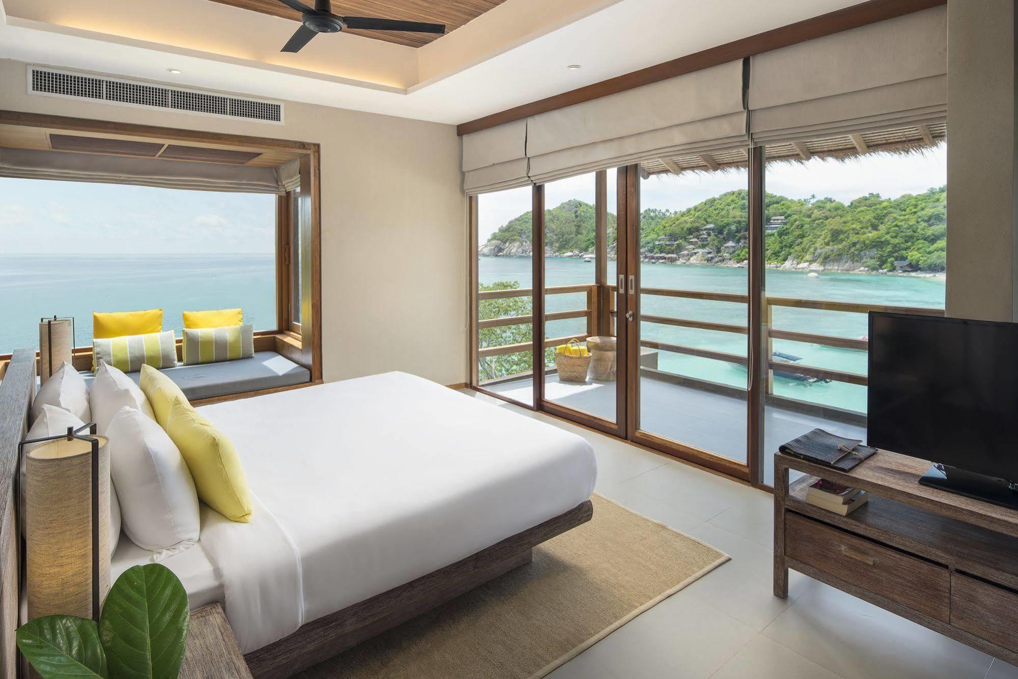 Club By Haadtien Koh Tao