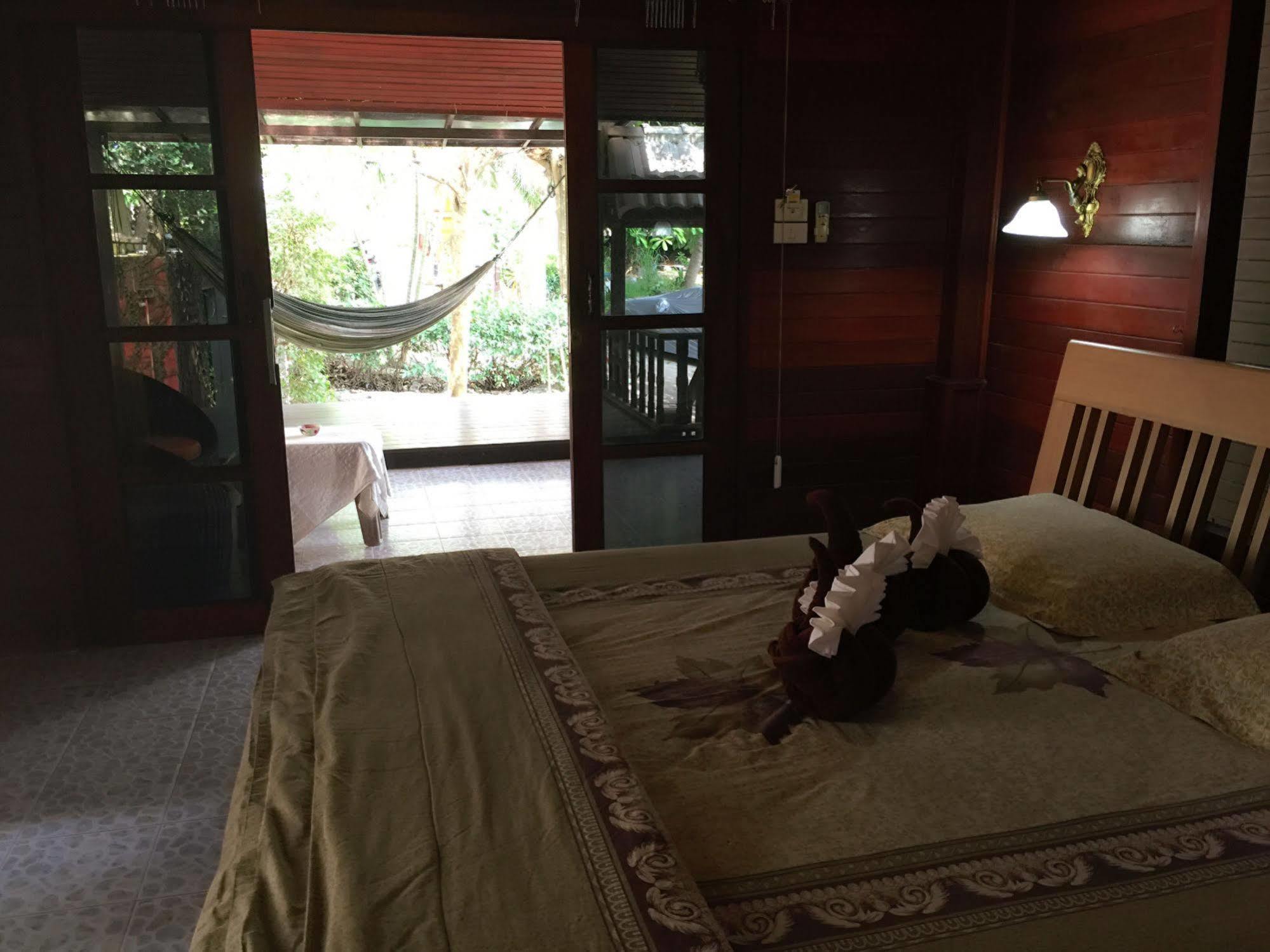 Reggae Village Haad Salad Resort
