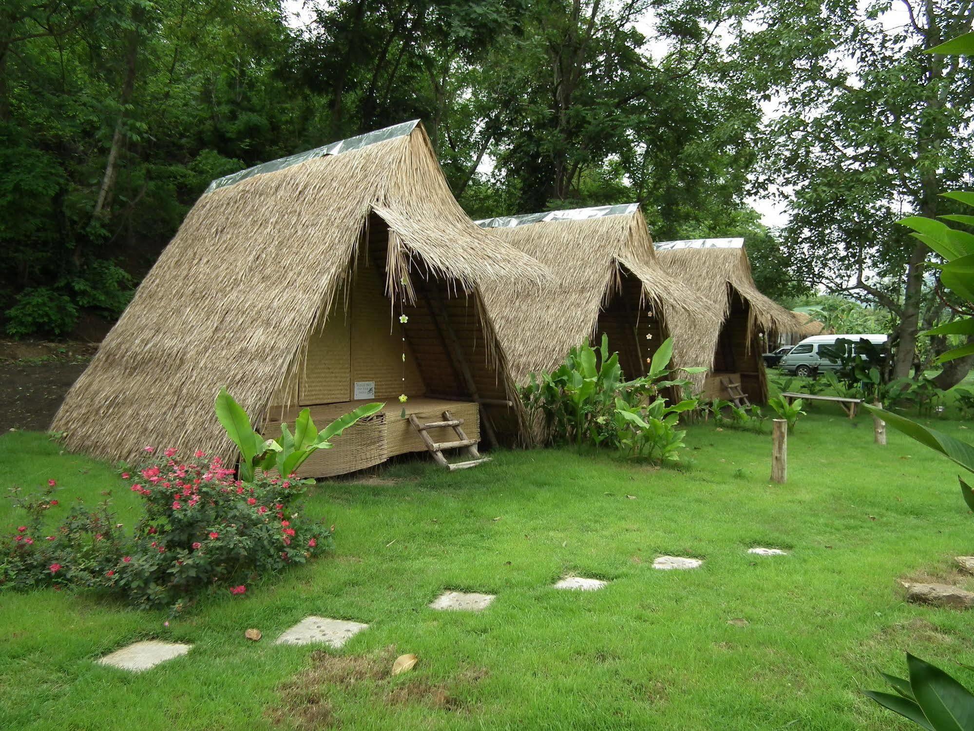 Resort Bamboo Hut Pai