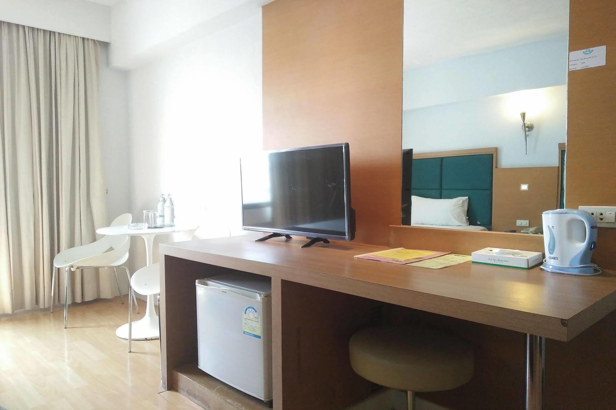 Hotel Mayflower Grande 3*