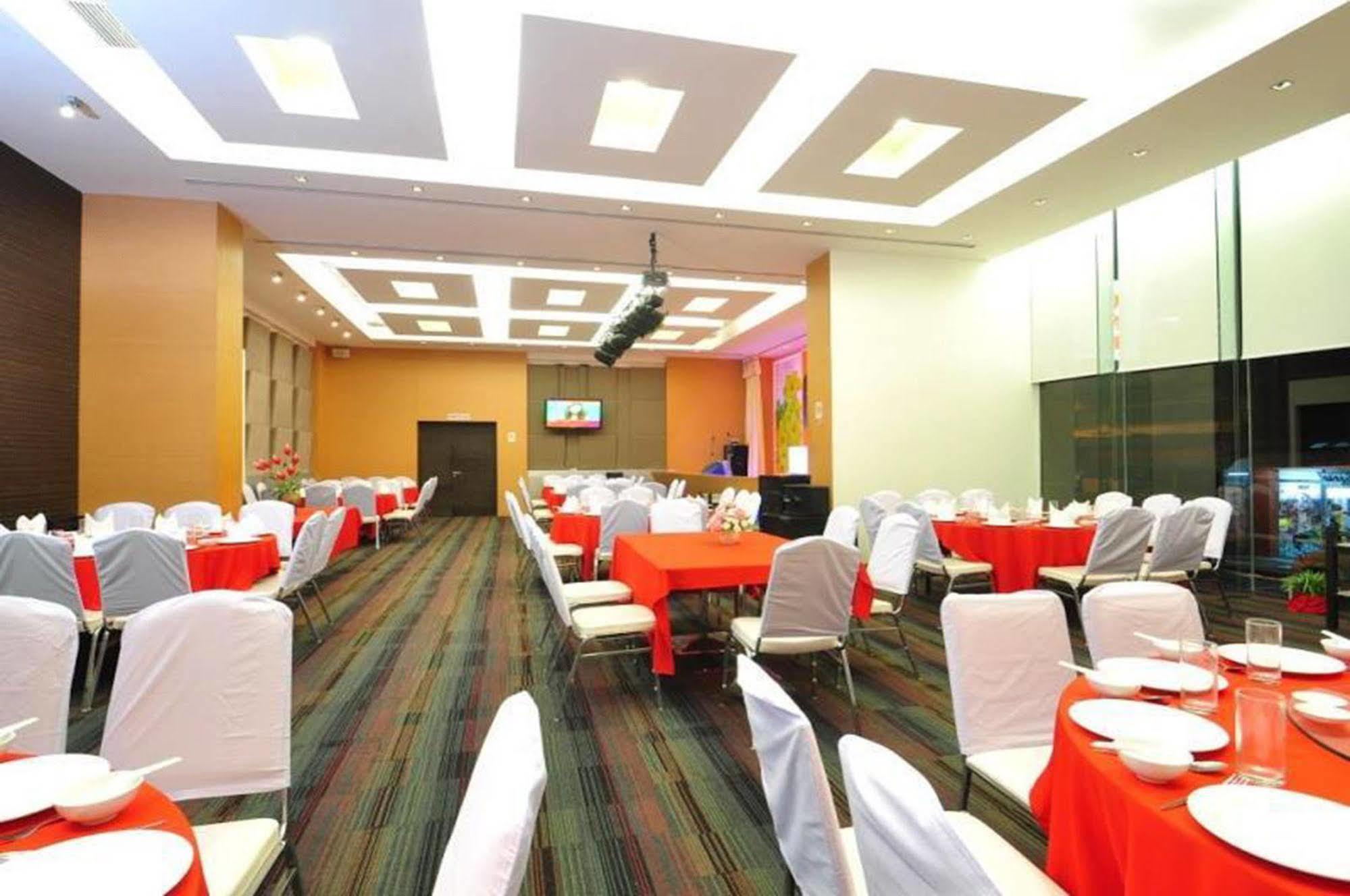 Mayflower Grande 3*