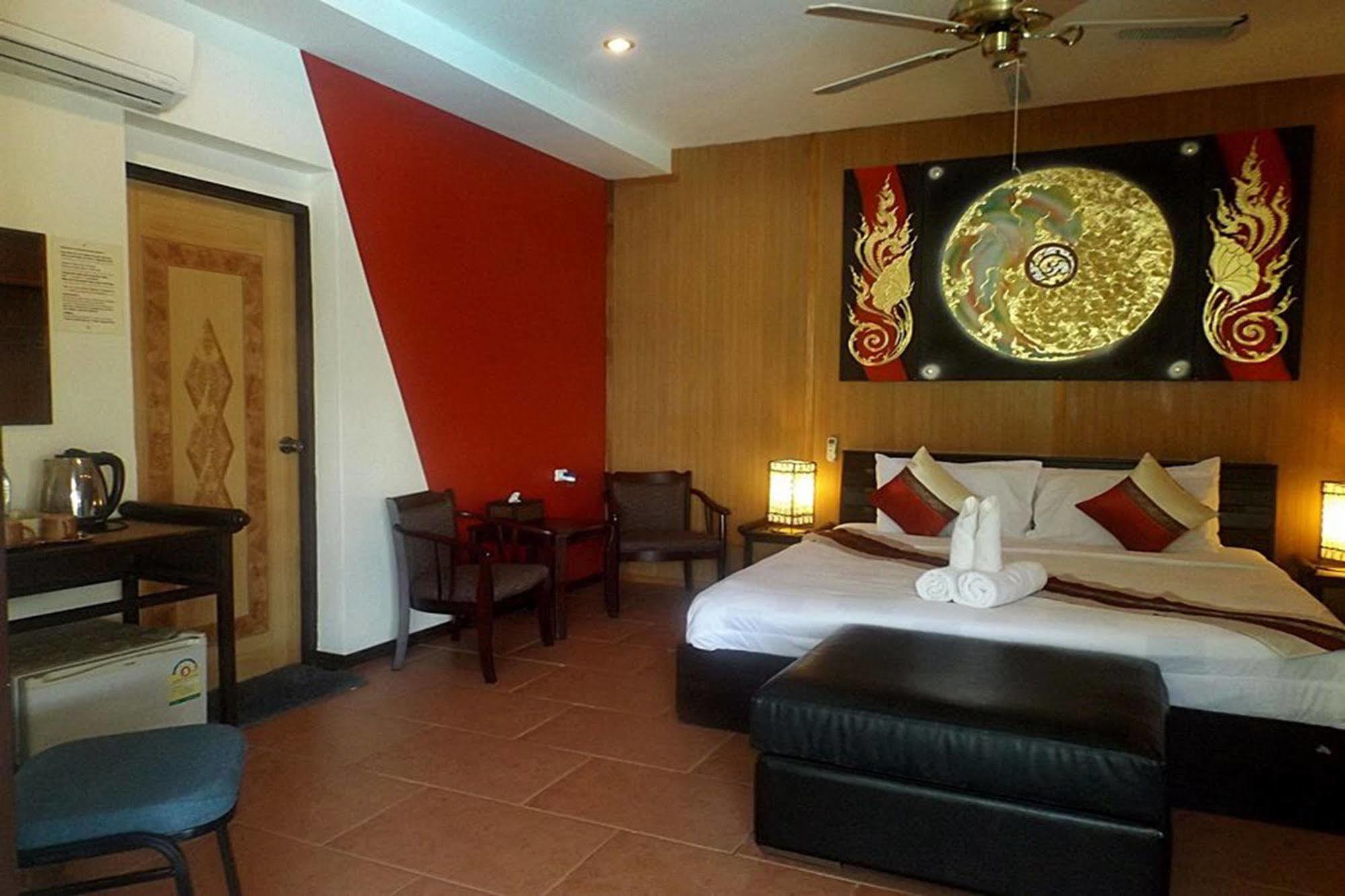 Chiangrai Resort 4*