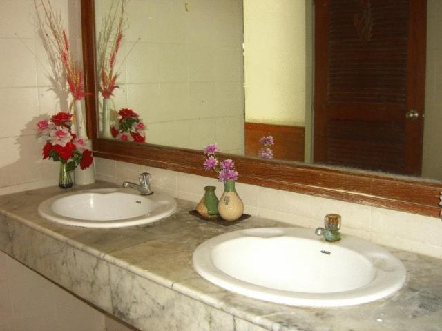 Phangan Chai Hotel 3*