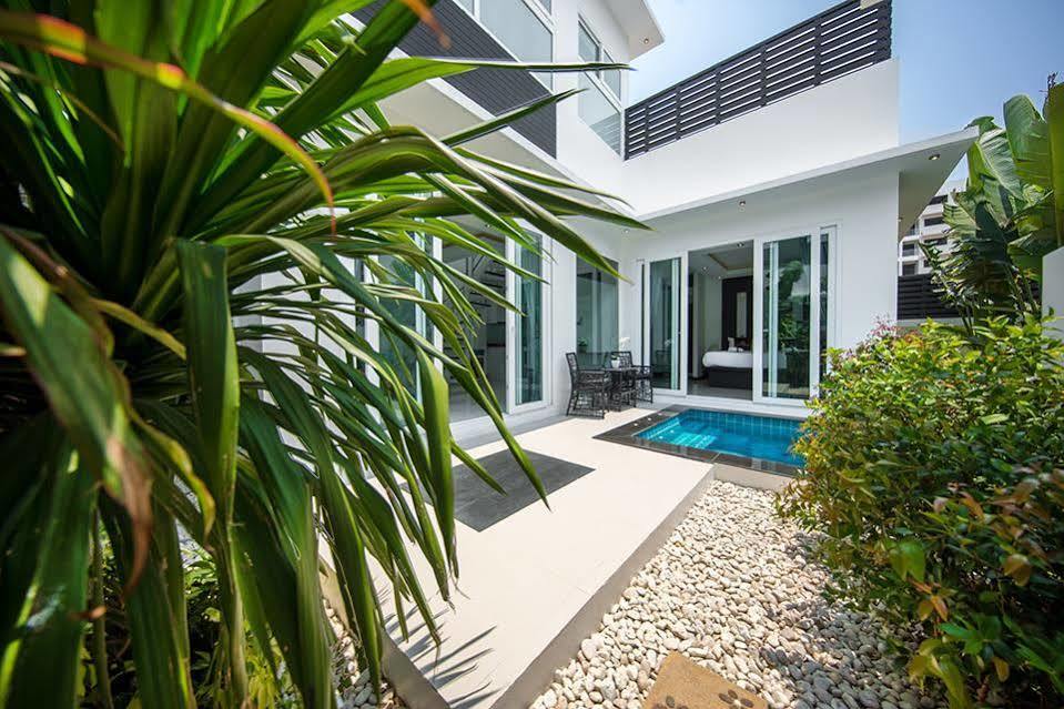 Colibri Pool Pattaya Villa