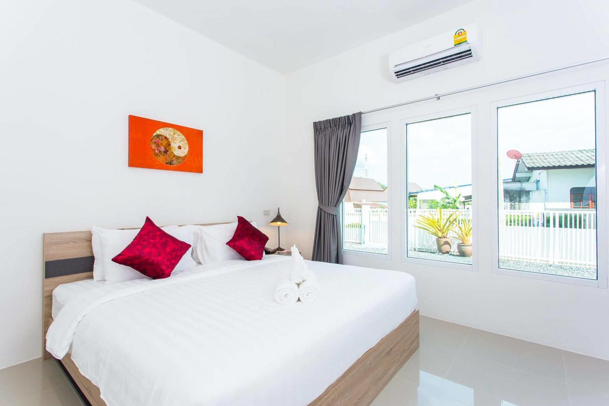 Hotel The Way Phuket