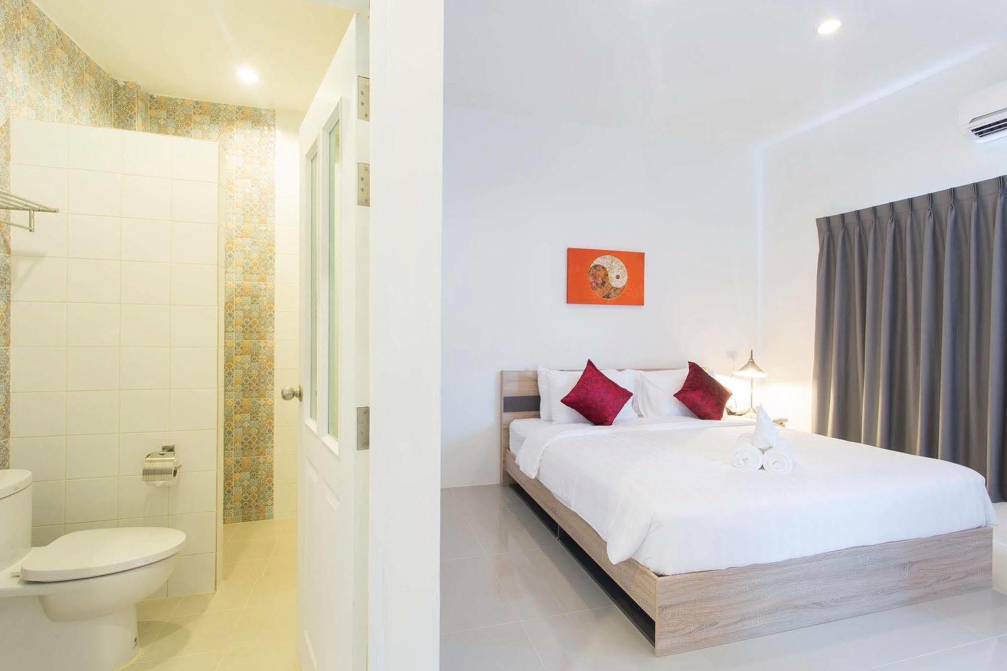 The Way Phuket Hotel 3*