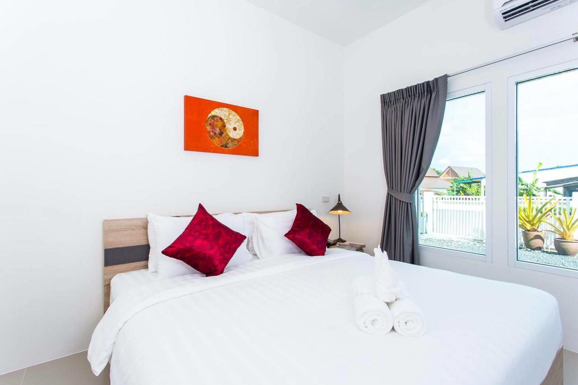 Hotel The Way Phuket Ban na Sat
