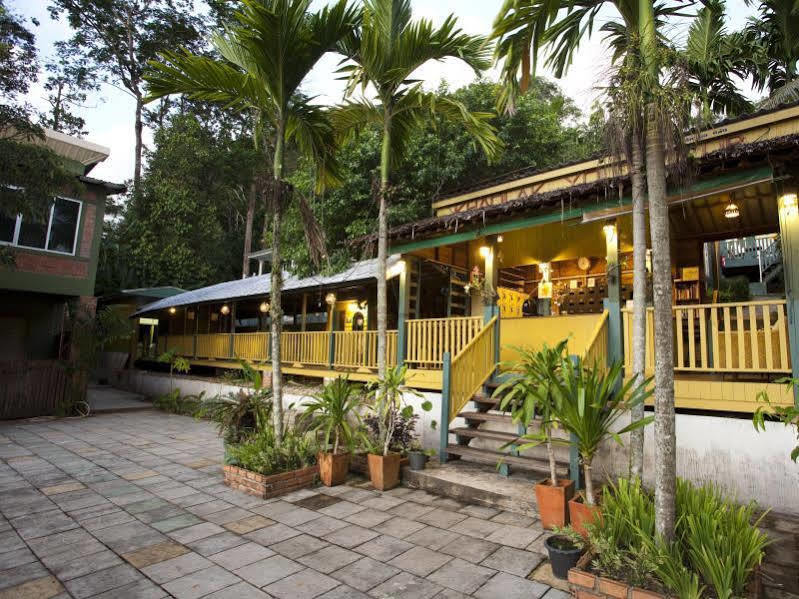 Sunshine Hotel