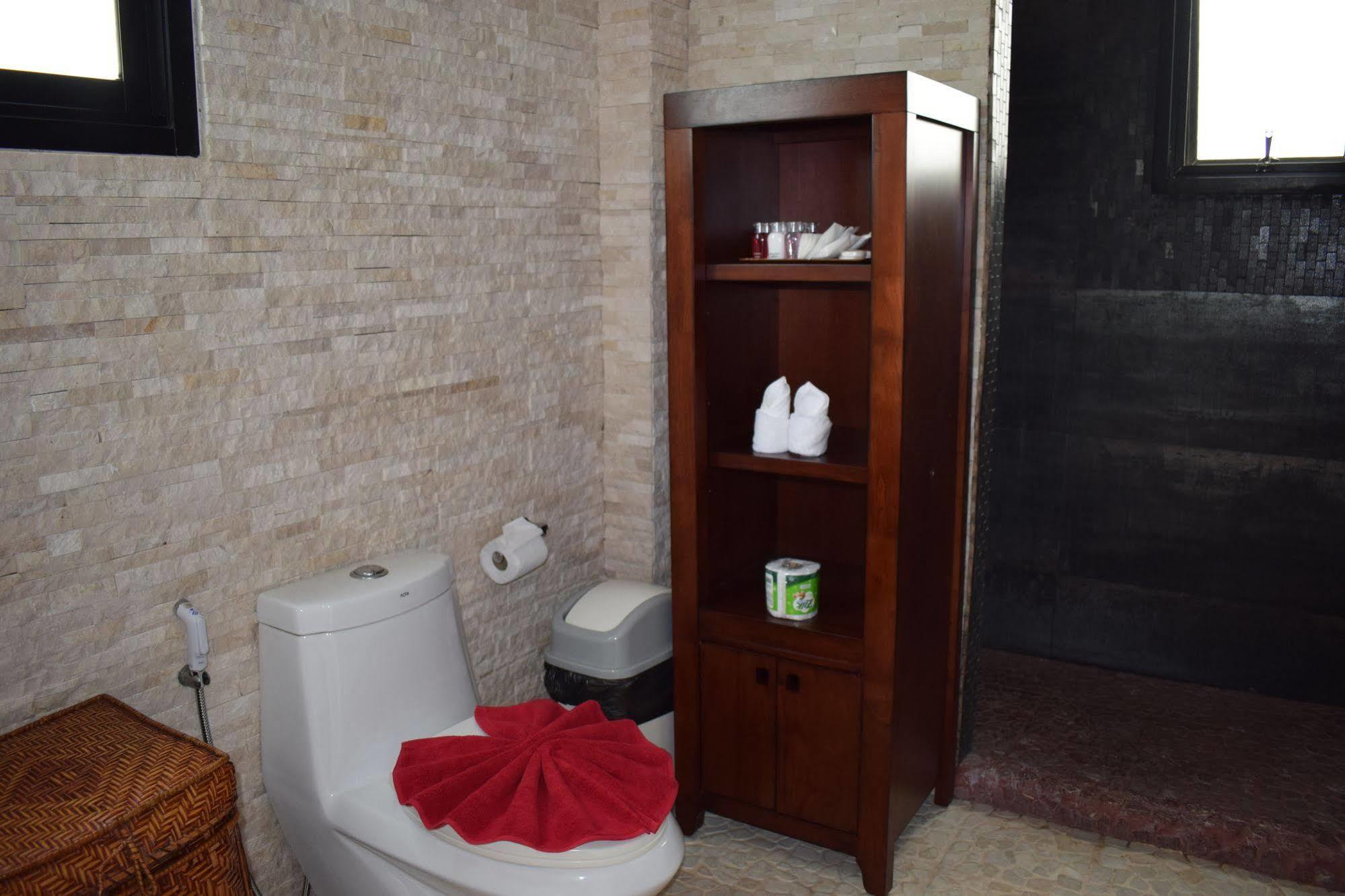 Naamtao Hotel 4*