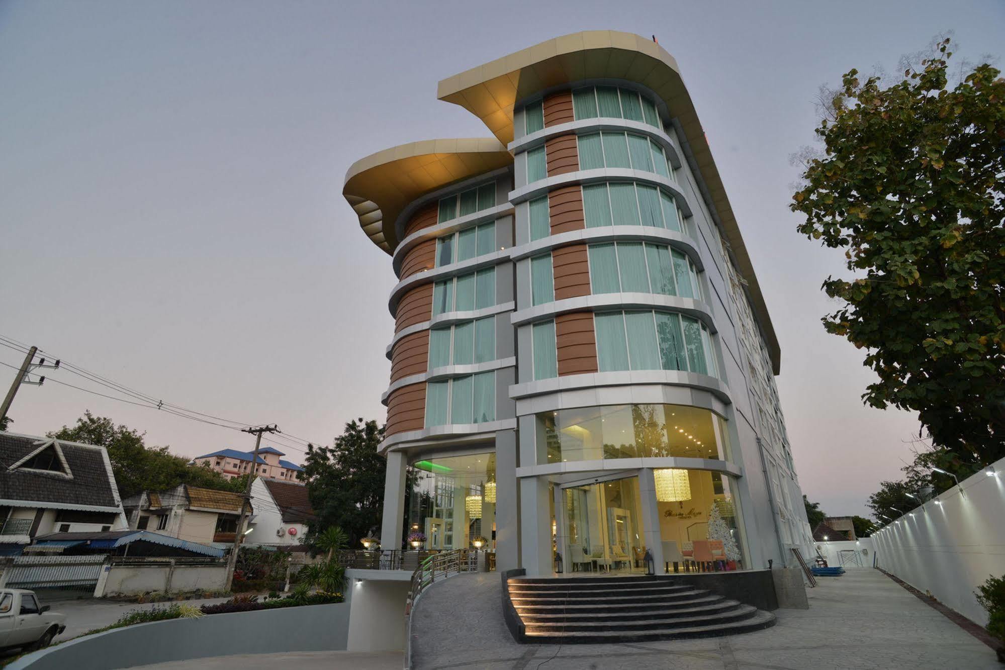 Hotel Baisirimaya Chiang Mai