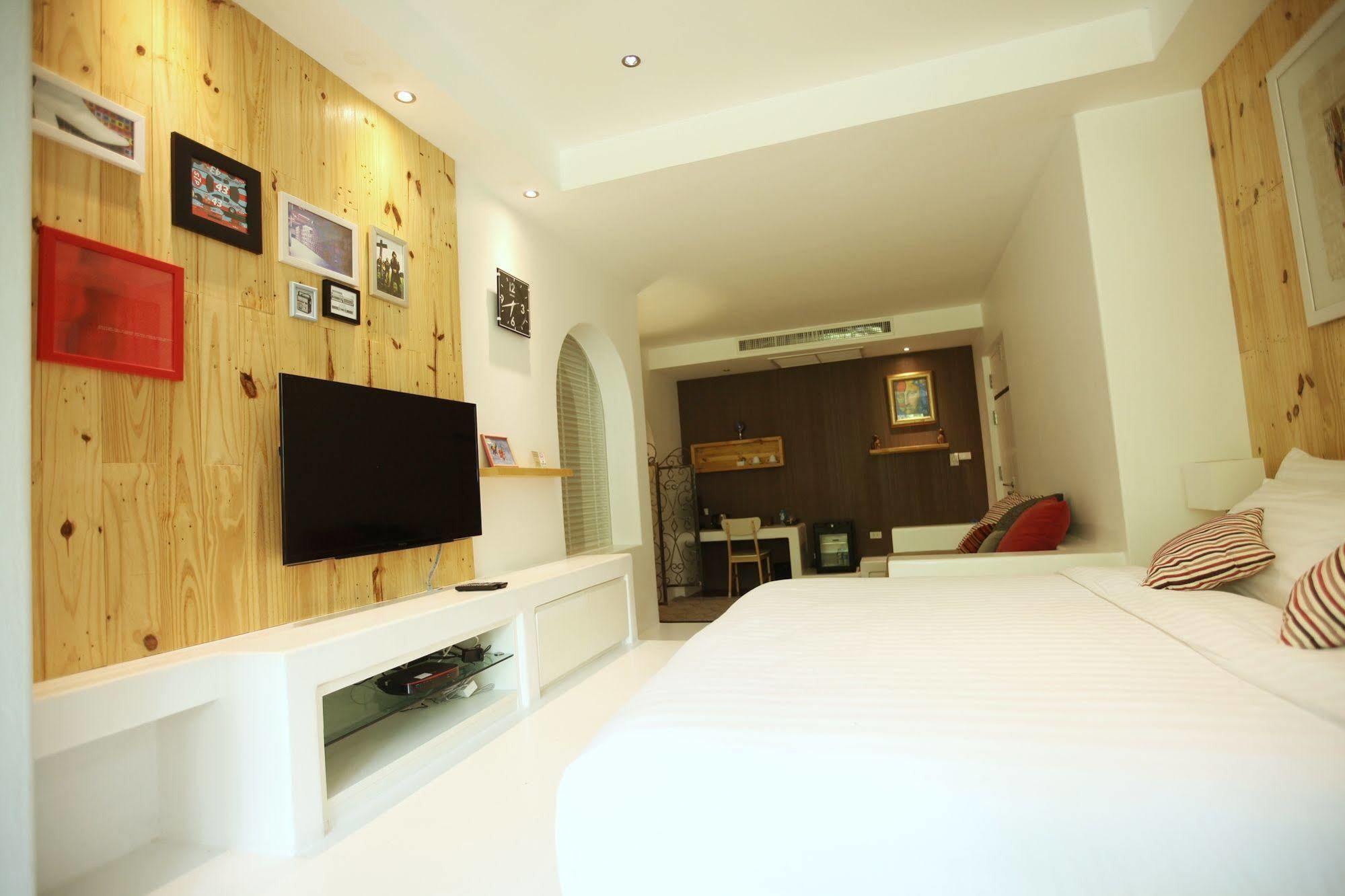 Hotel Monkey House 3*