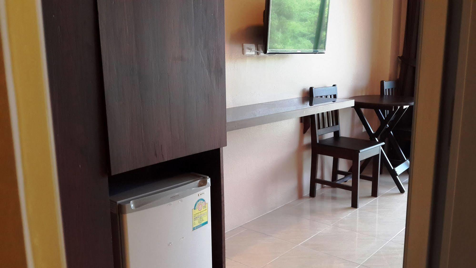 Chaweng Terrace Inn 2*