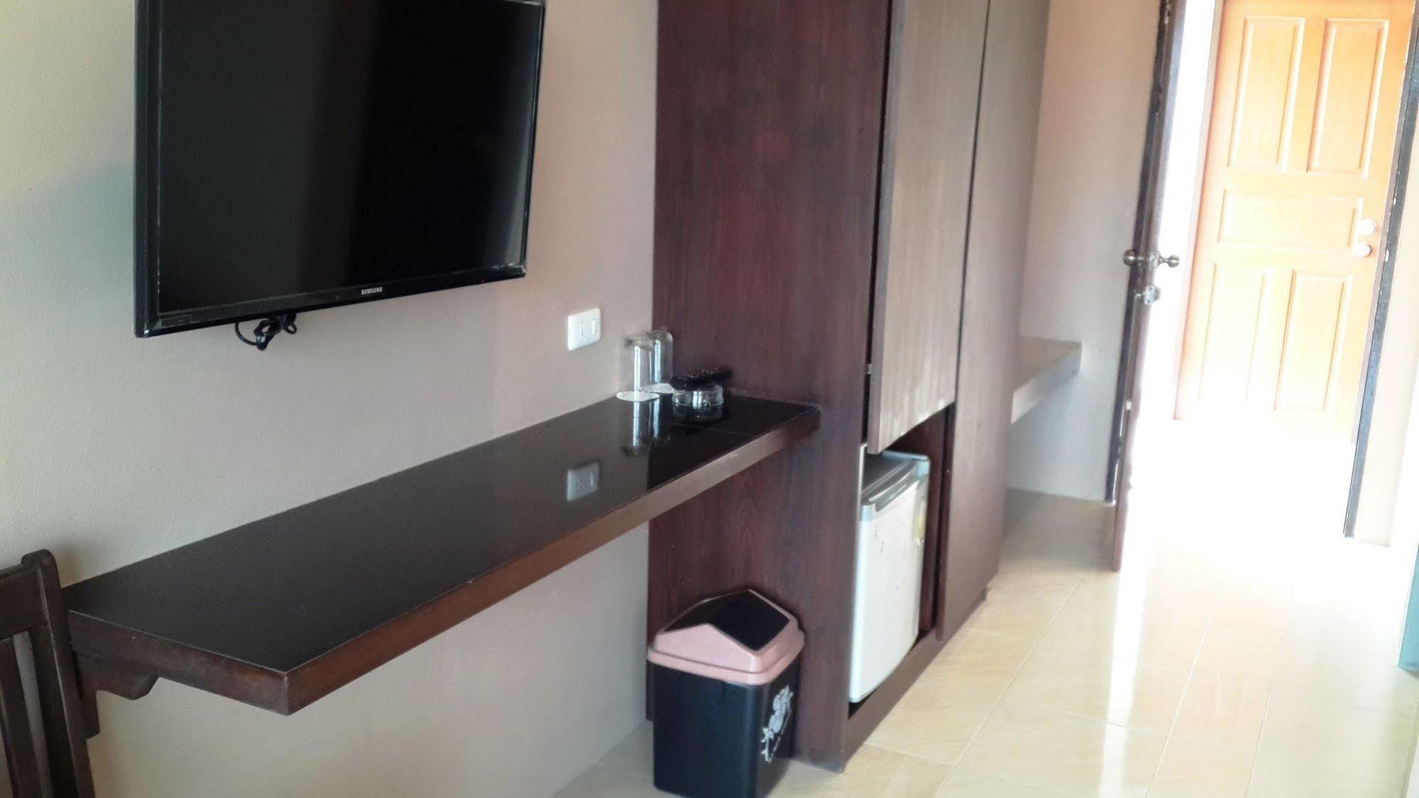 Chaweng Terrace Inn 2*