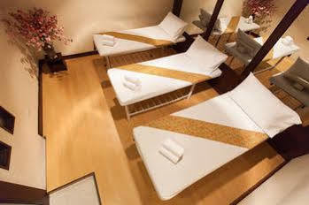 Hotel New Season Square 4*