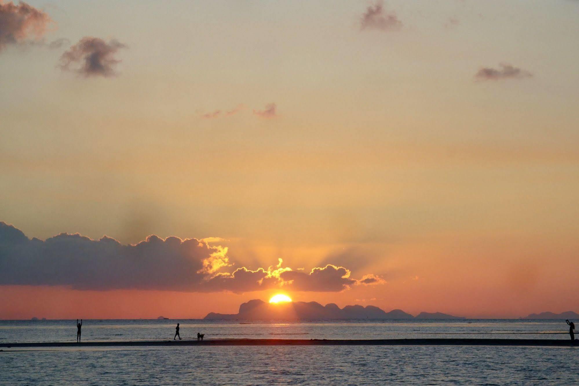 Hostel Infinity Club & Koh Phangan